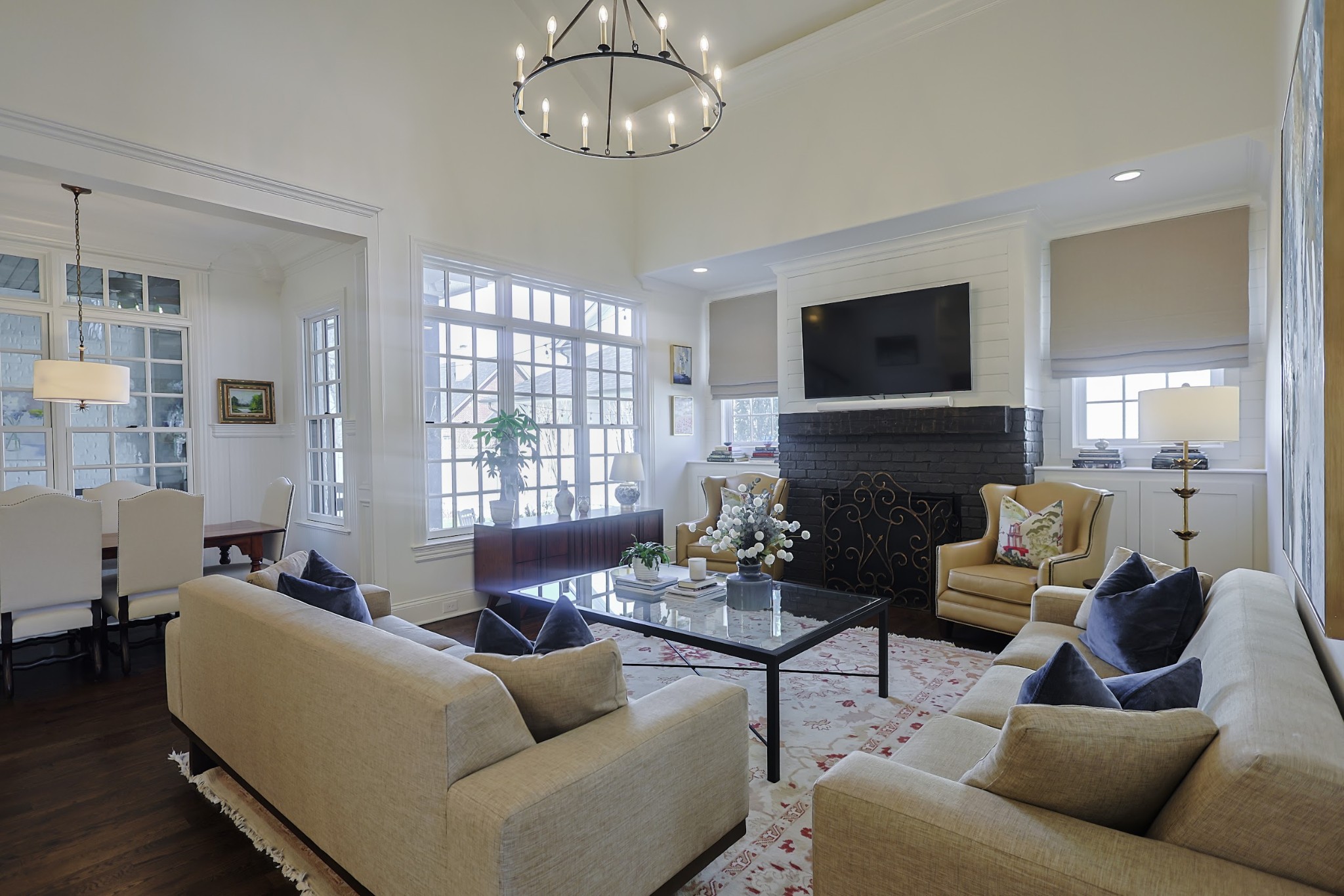 106 Glass Springs Dr