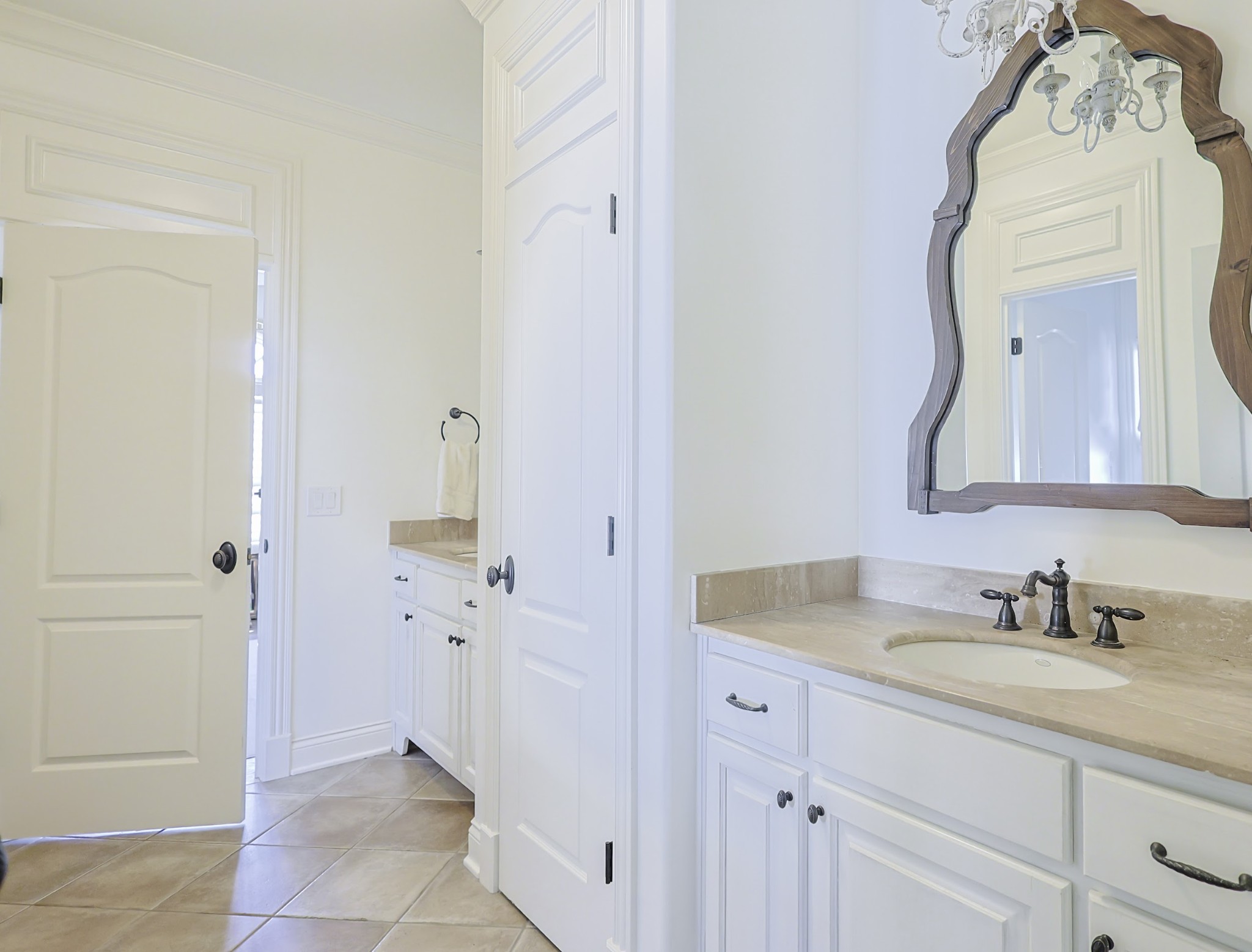 106 Glass Springs Dr