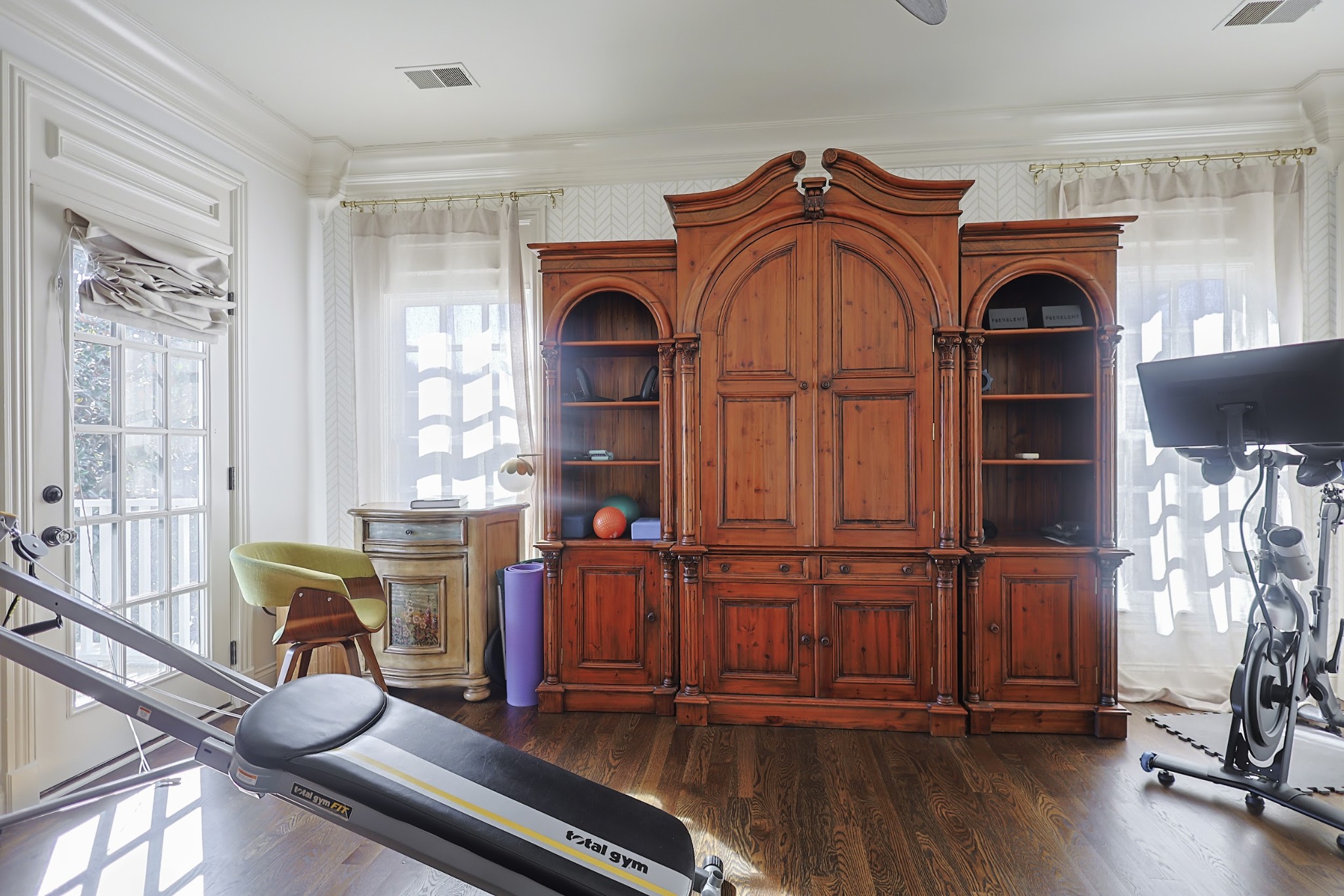 106 Glass Springs Dr