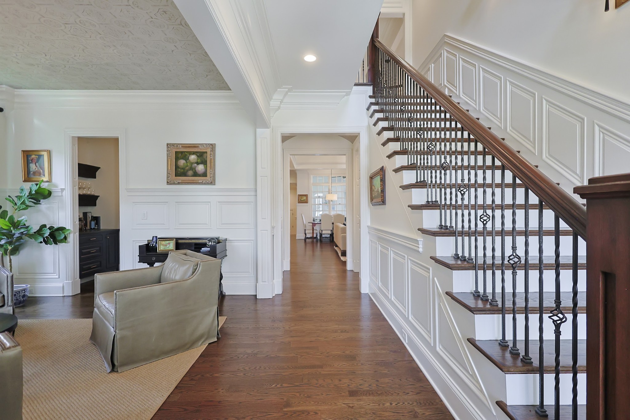 106 Glass Springs Dr