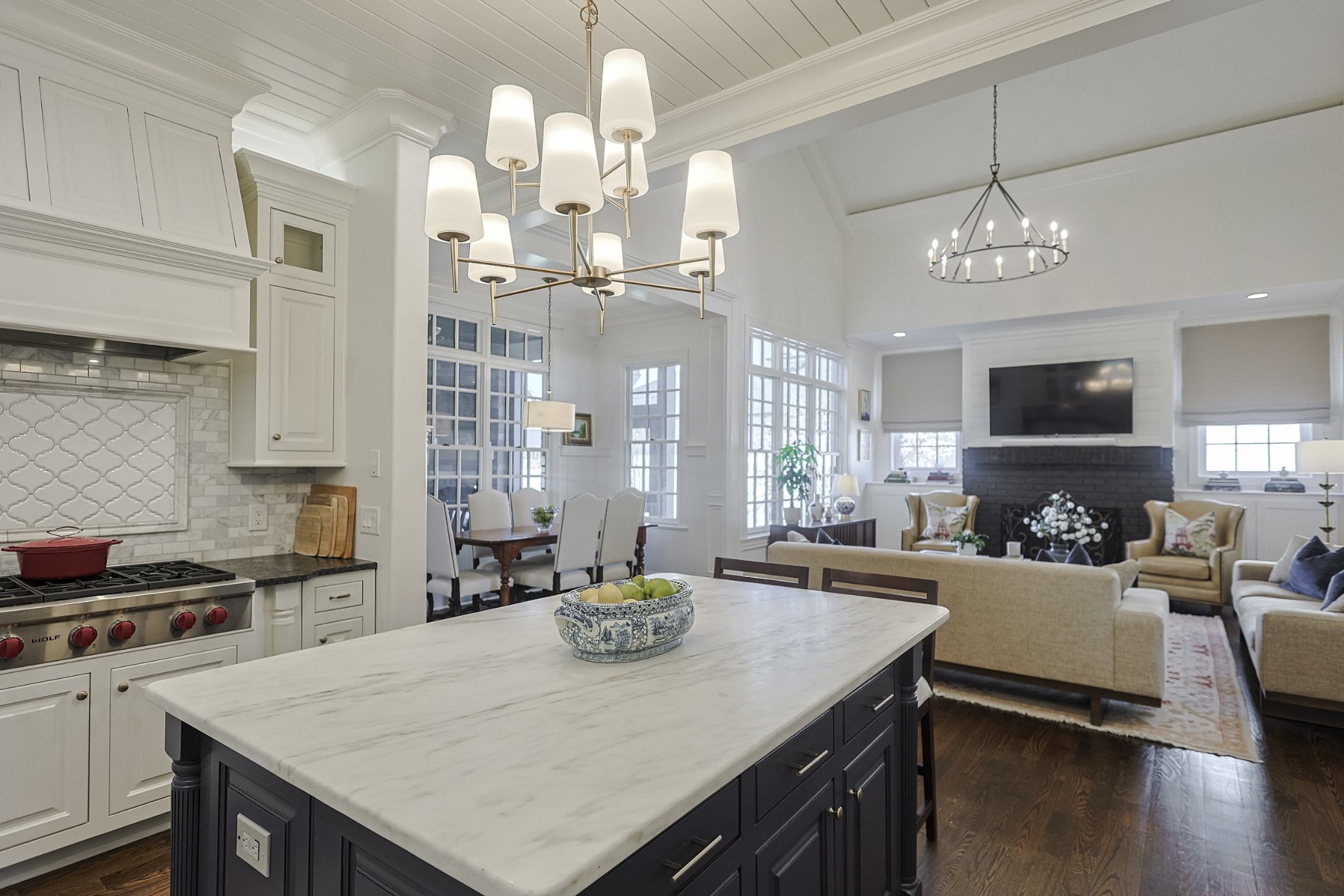 106 Glass Springs Dr