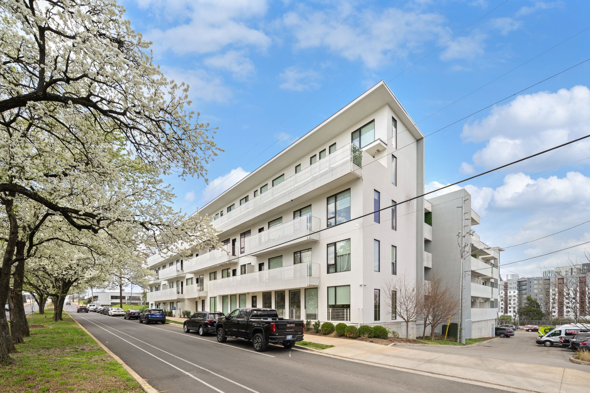 920 South St Unit: 320