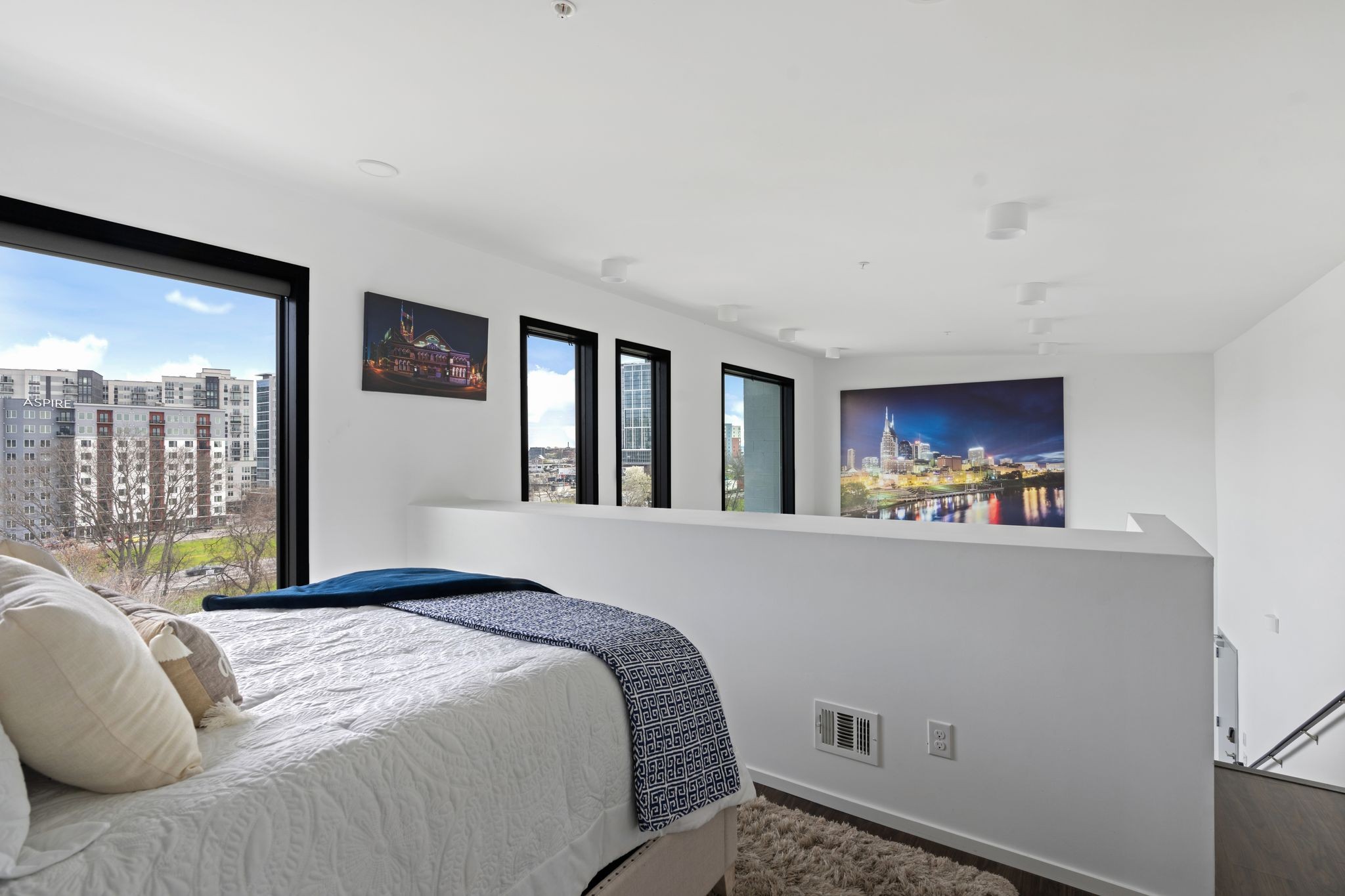 920 South St Unit: 320