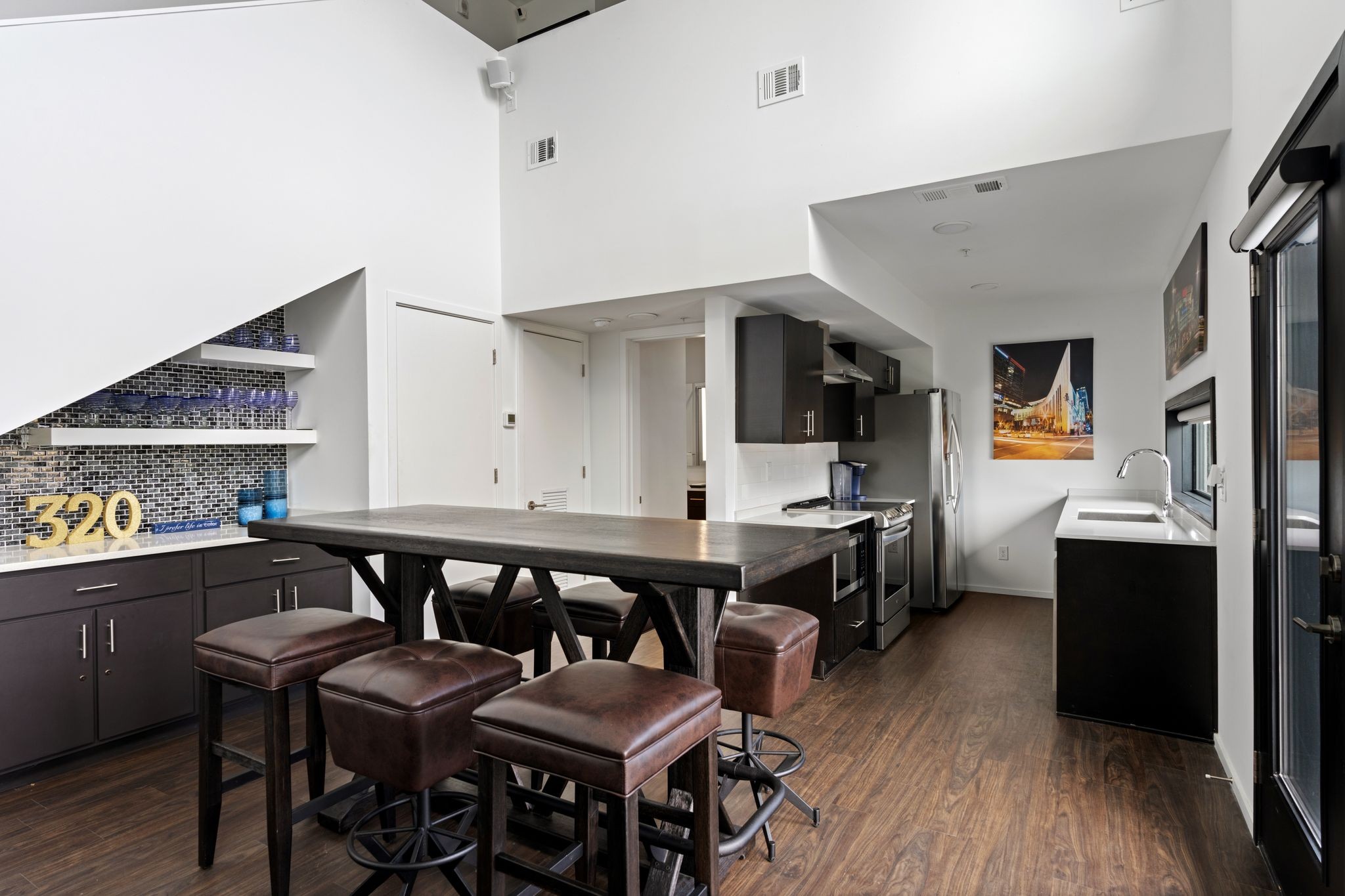 920 South St Unit: 320