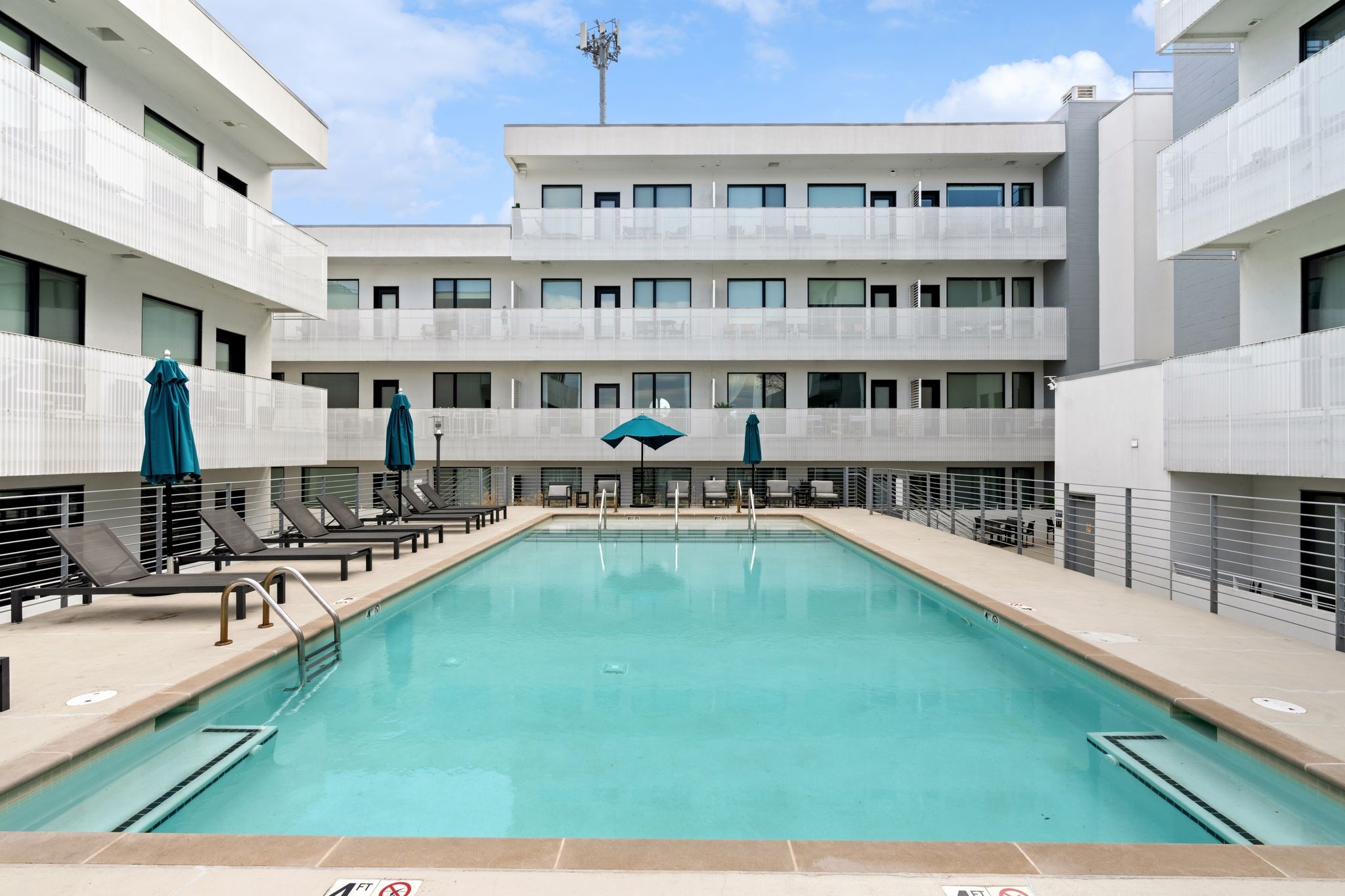 920 South St Unit: 320