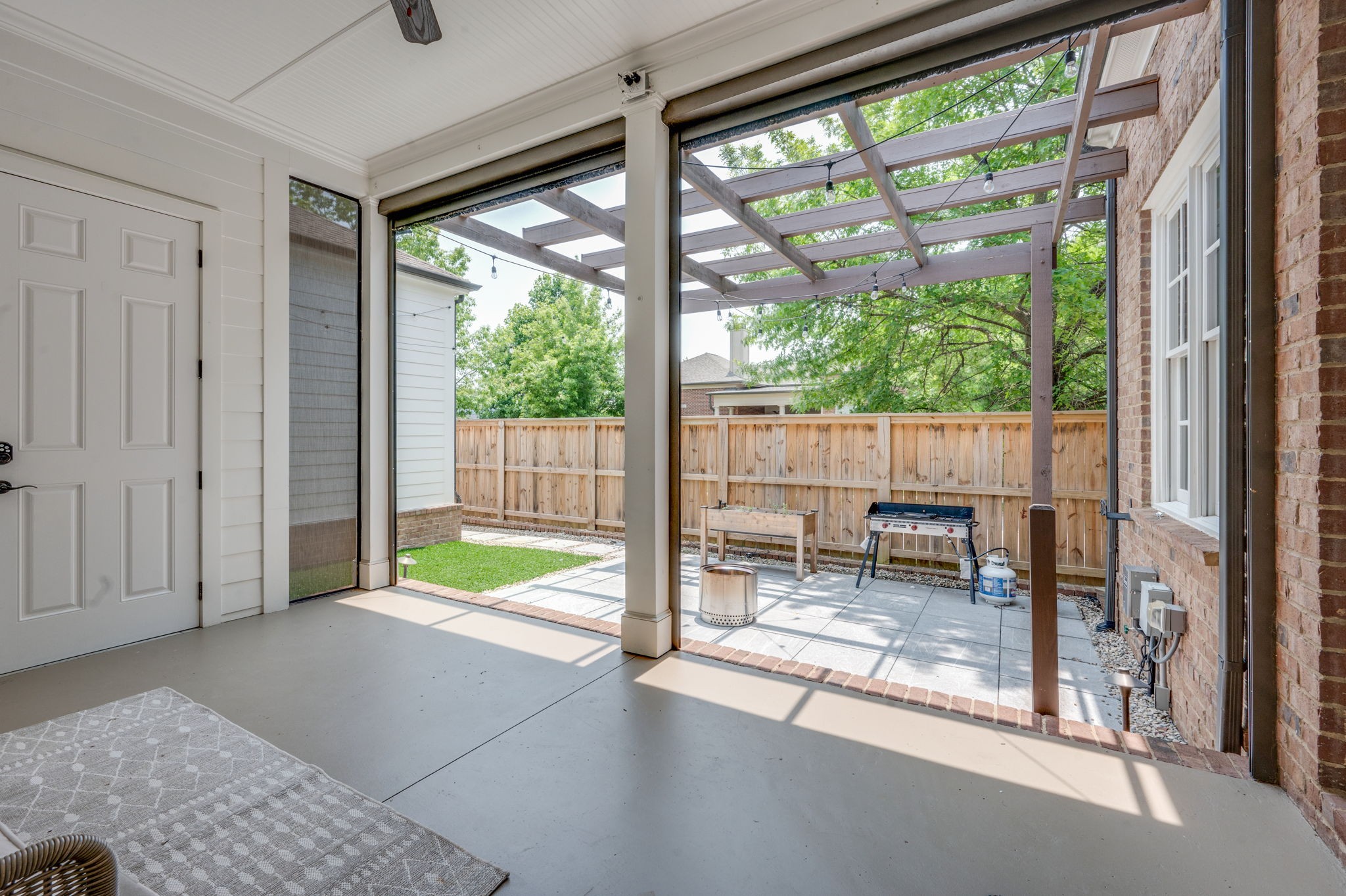 1332 Jewell Ave