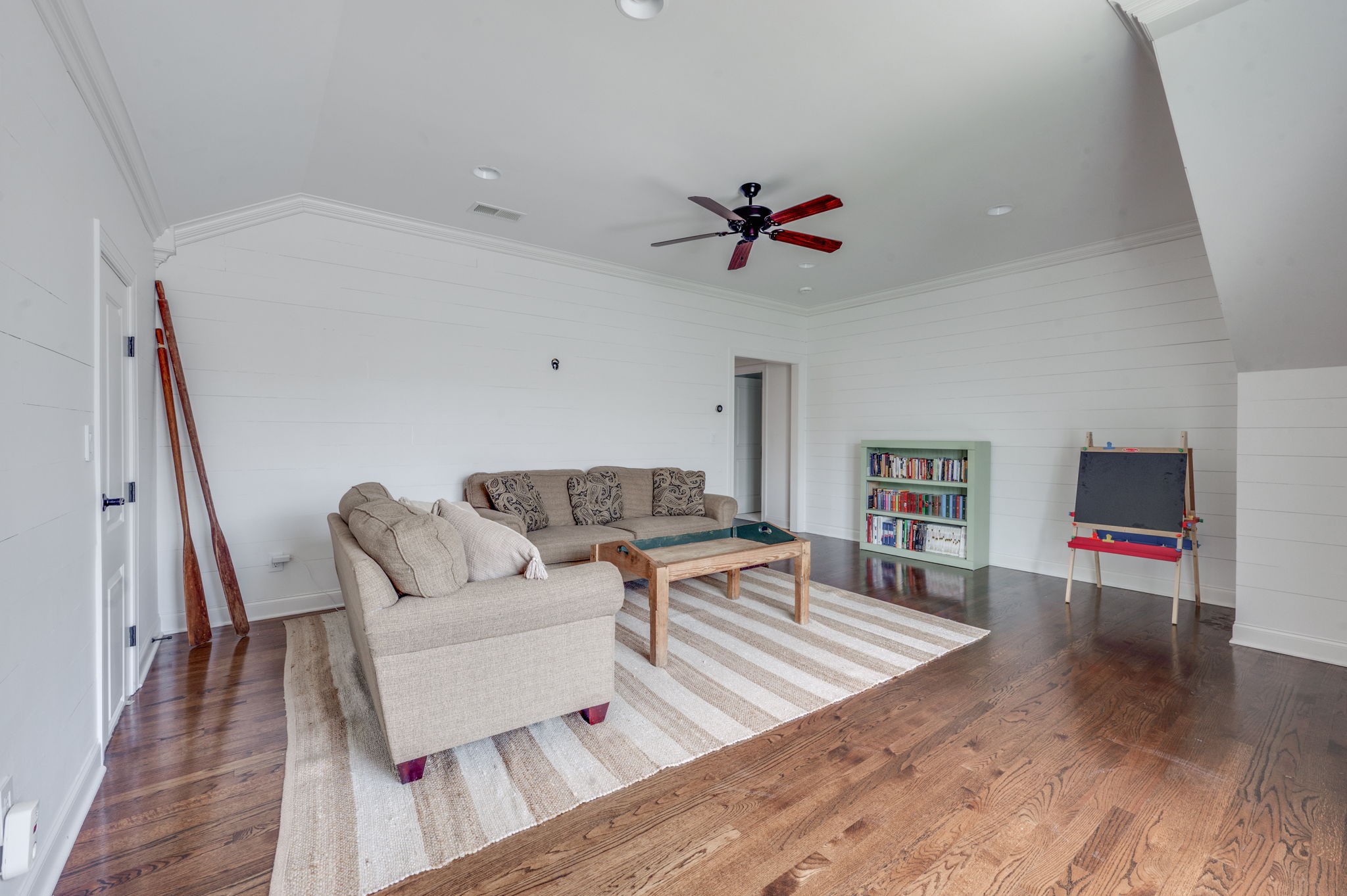 1332 Jewell Ave