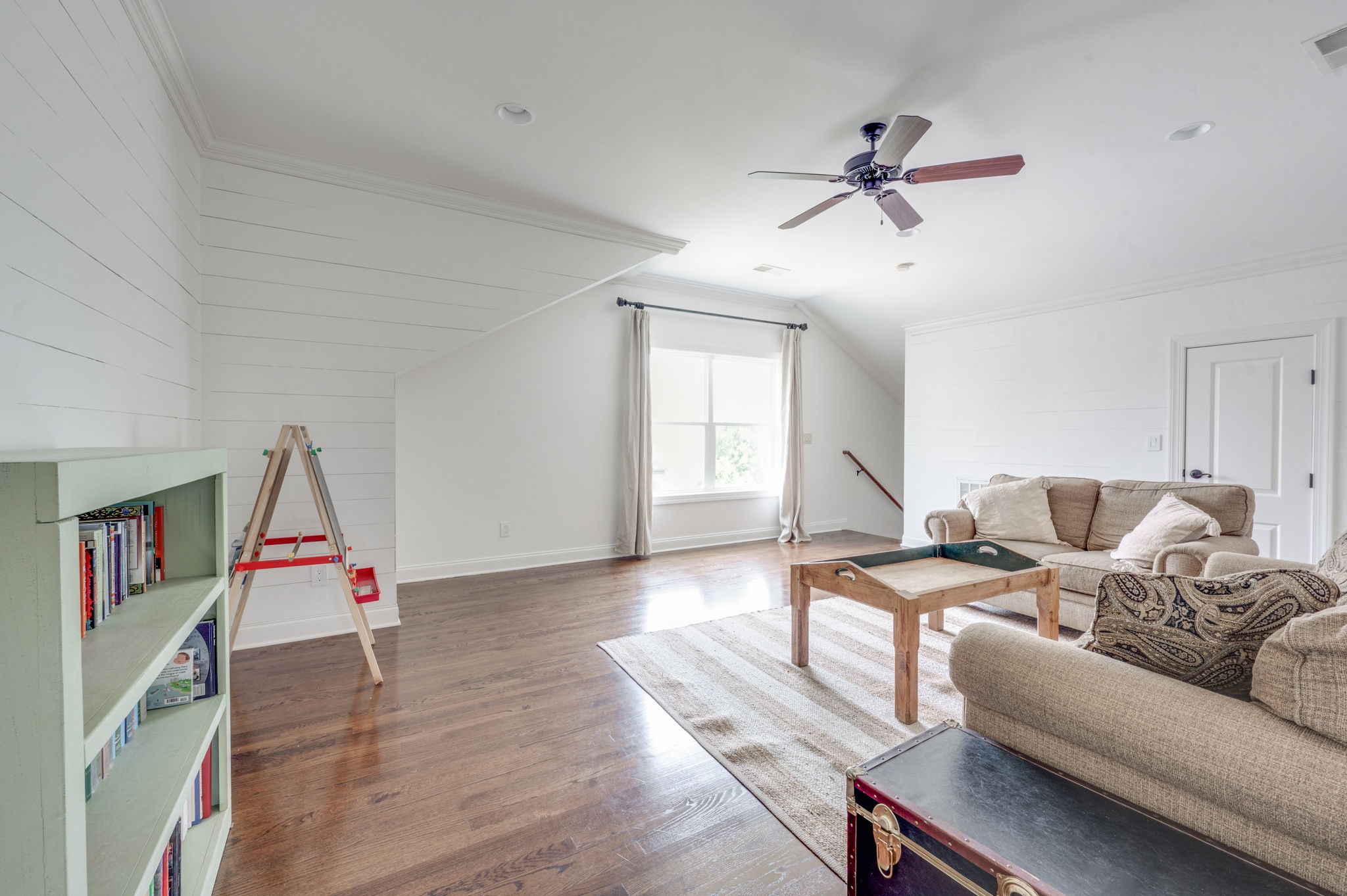1332 Jewell Ave