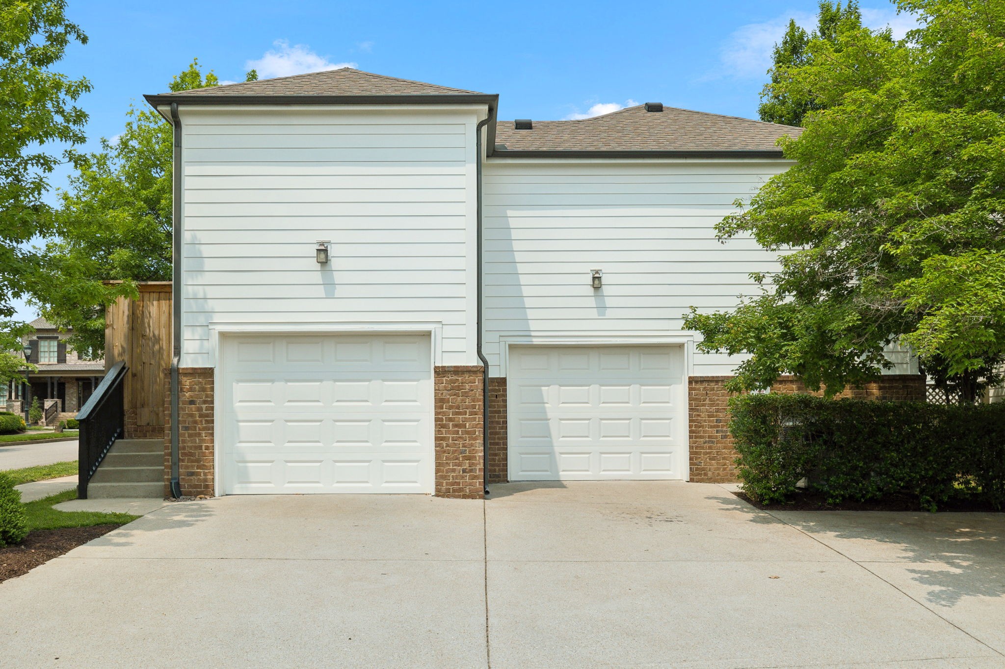 1332 Jewell Ave