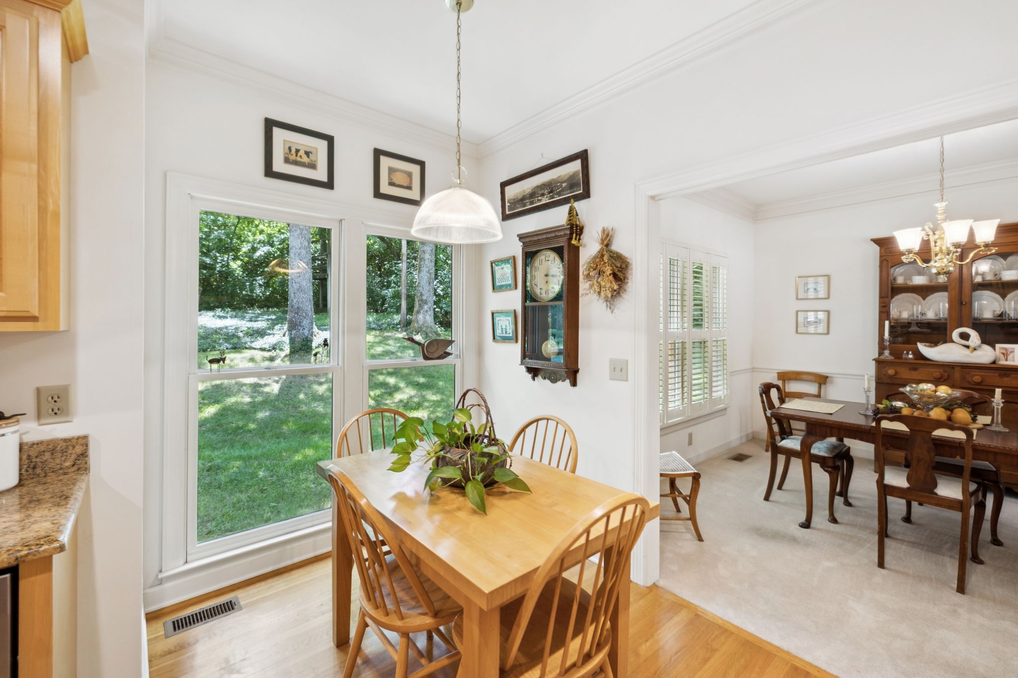 712 Roxburgh Cv