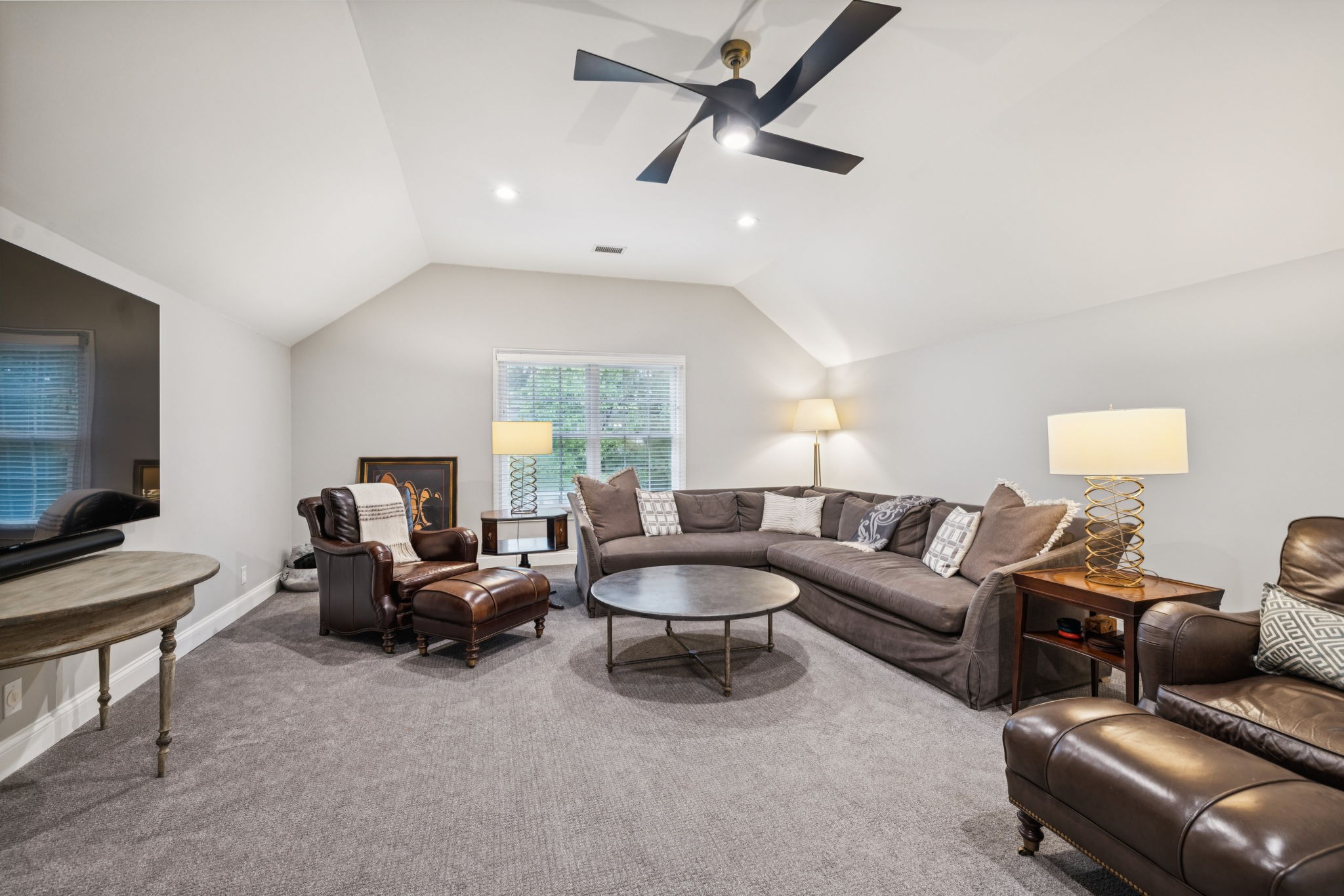 114 Dunham Springs Ln