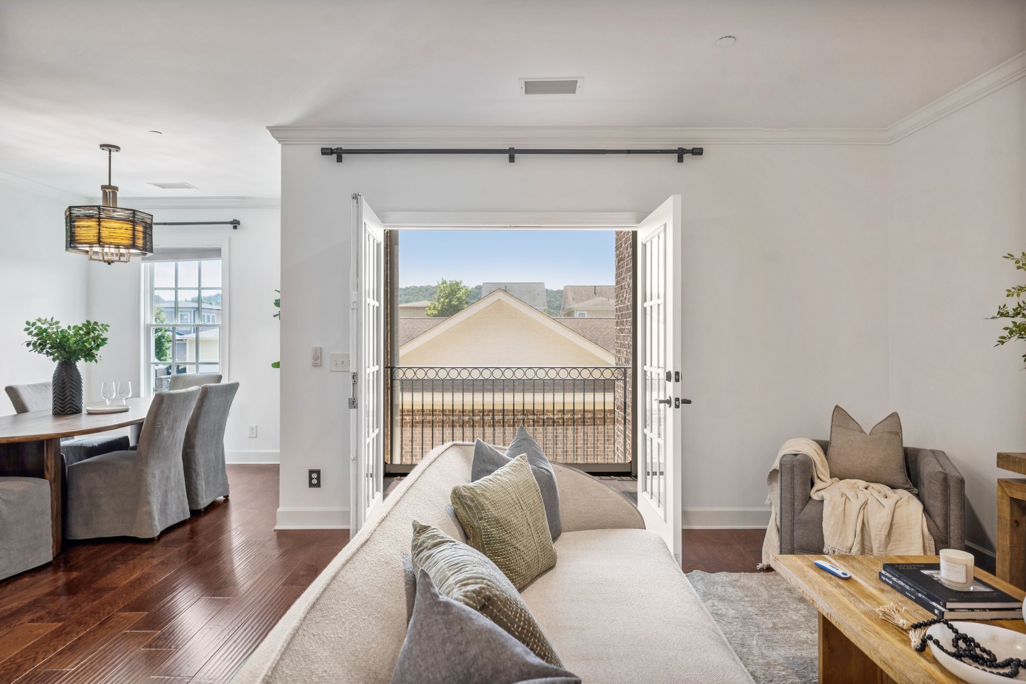 6000 Keats St Unit: 202