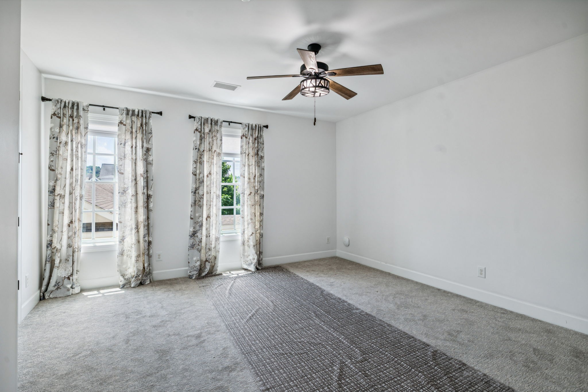 6000 Keats St Unit: 202