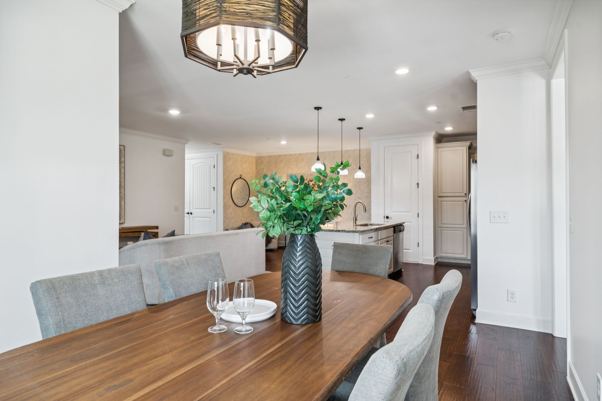 6000 Keats St Unit: 202