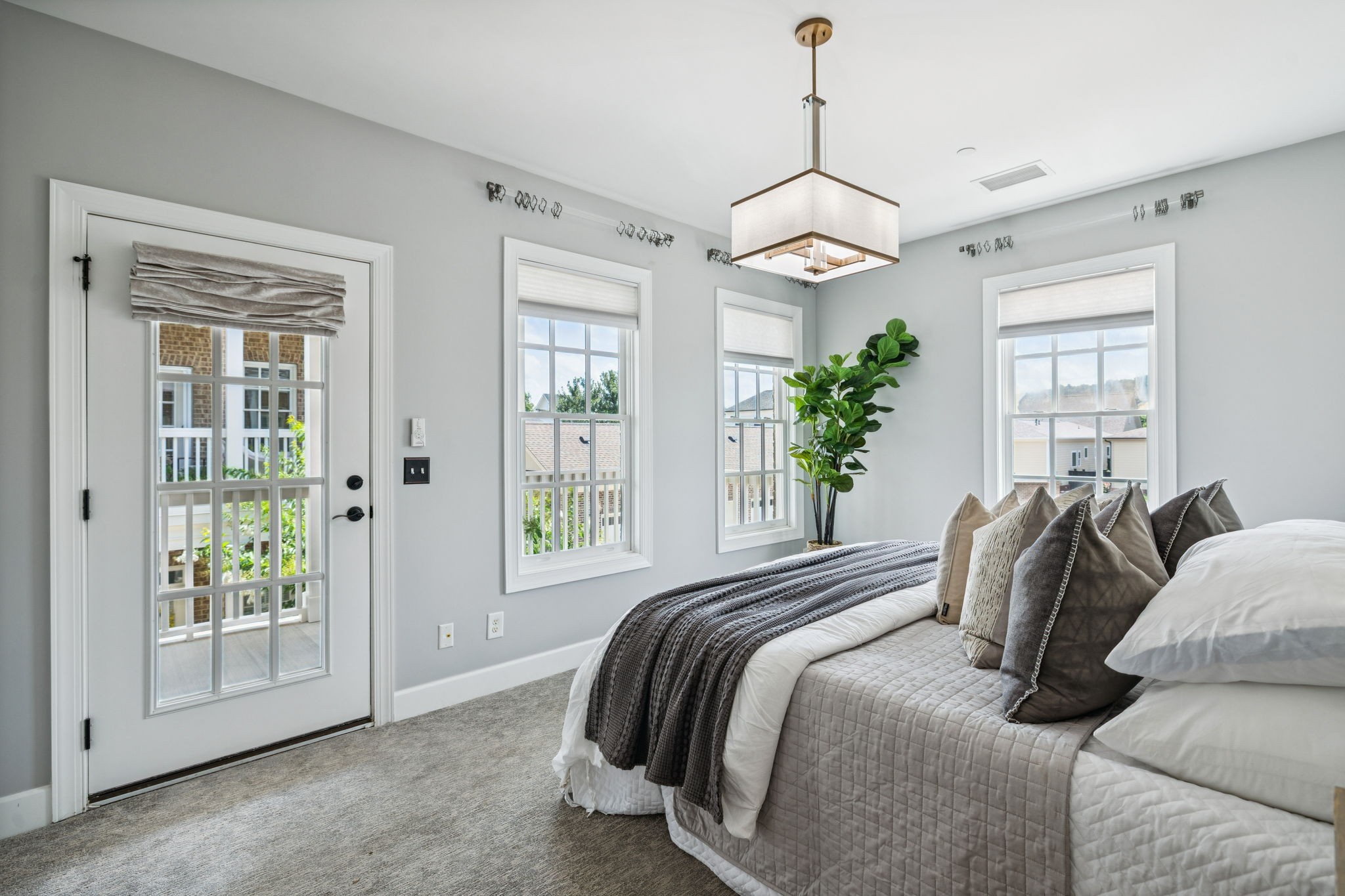 6000 Keats St Unit: 202