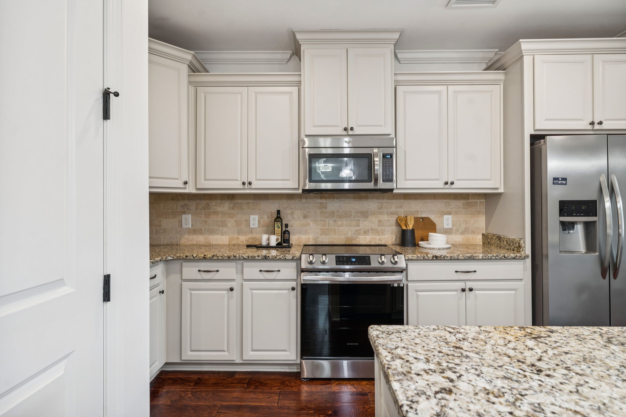 6000 Keats St Unit: 202