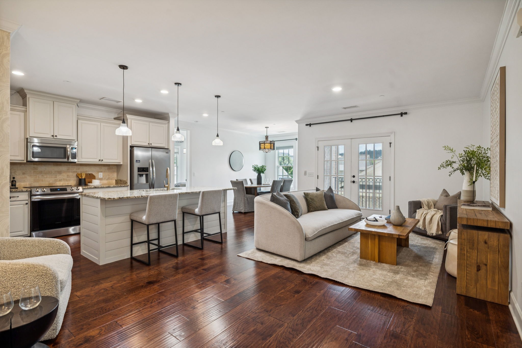 6000 Keats St Unit: 202