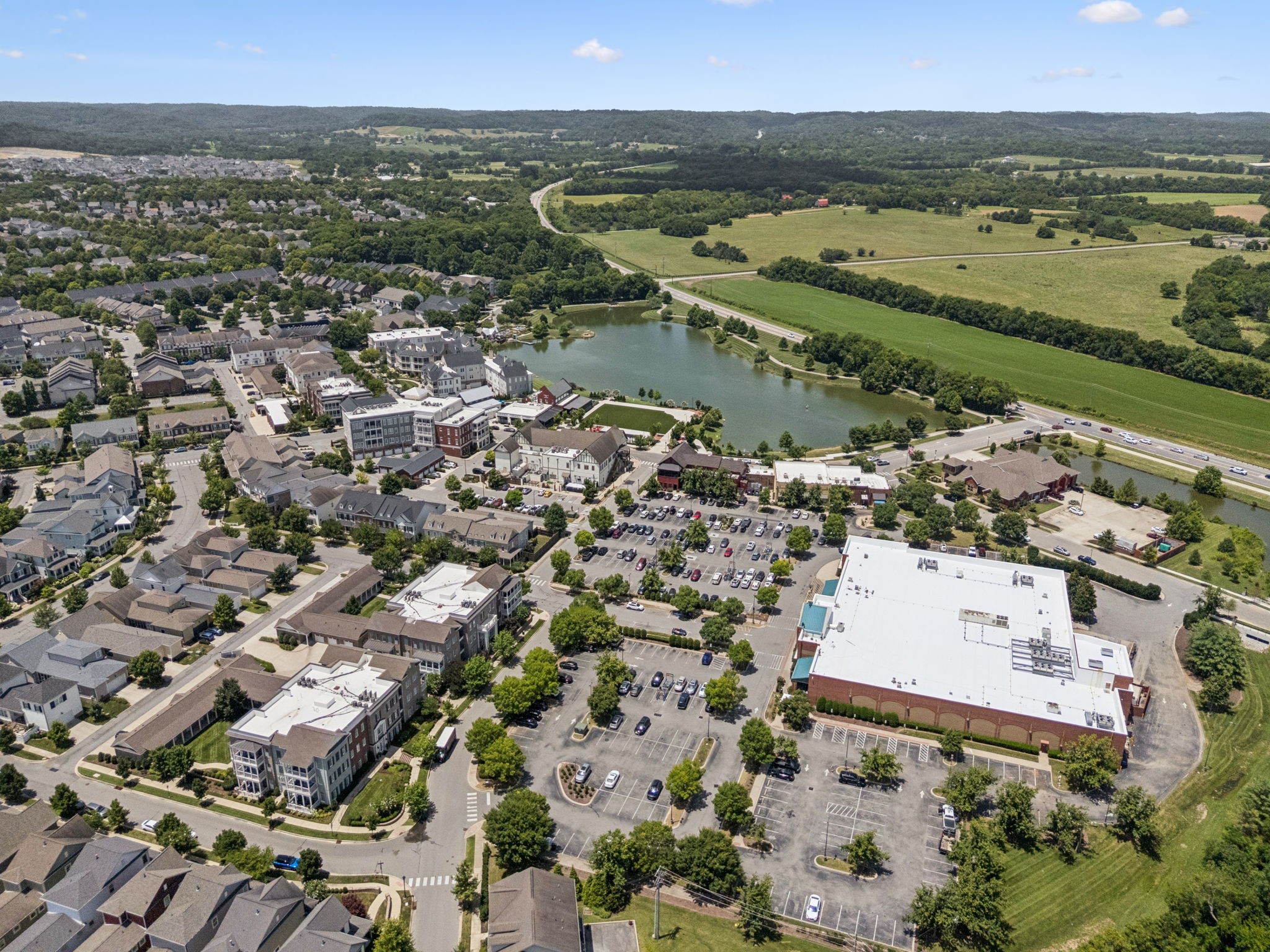 6000 Keats St Unit: 202