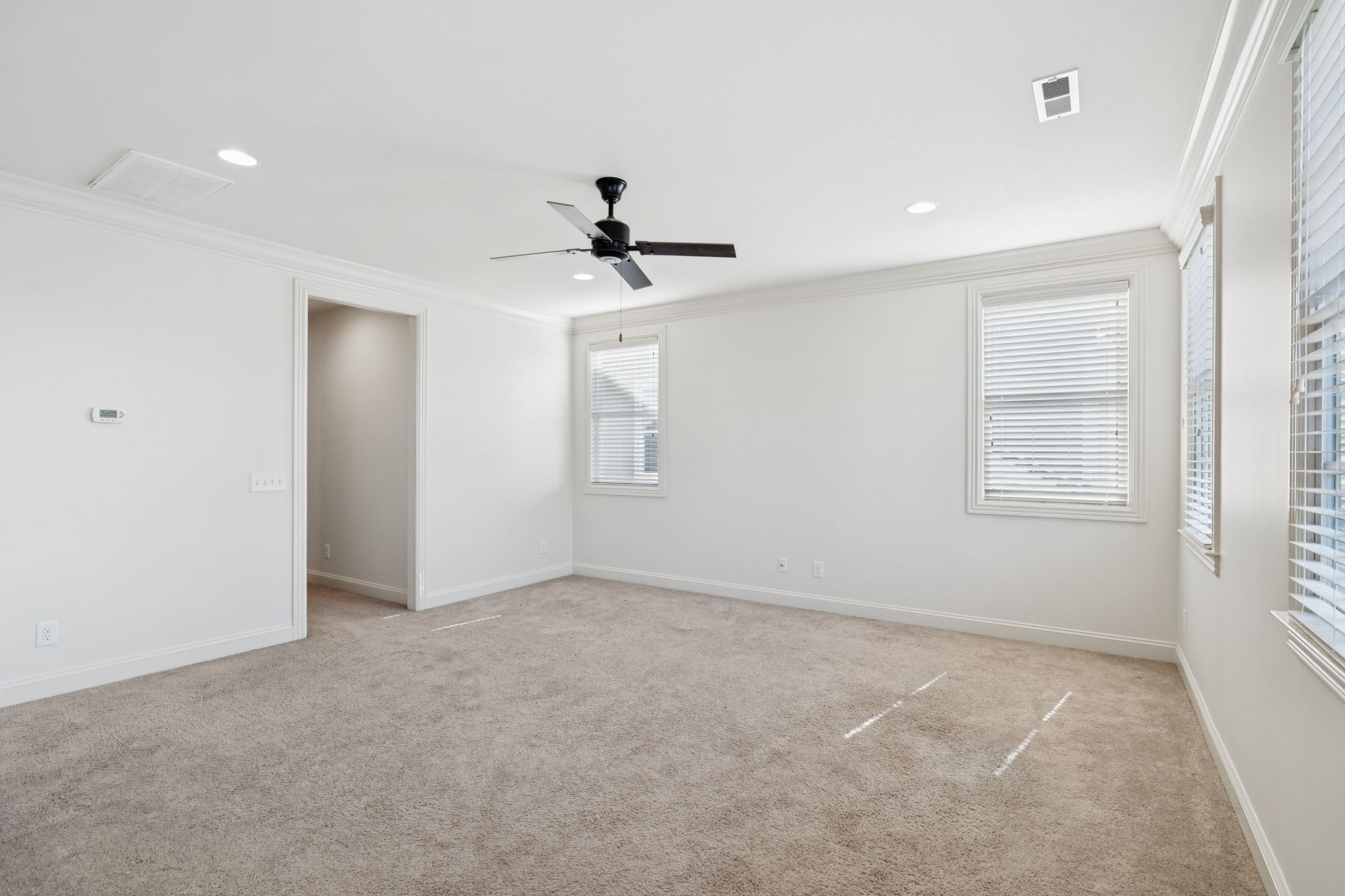 1340 Porter St