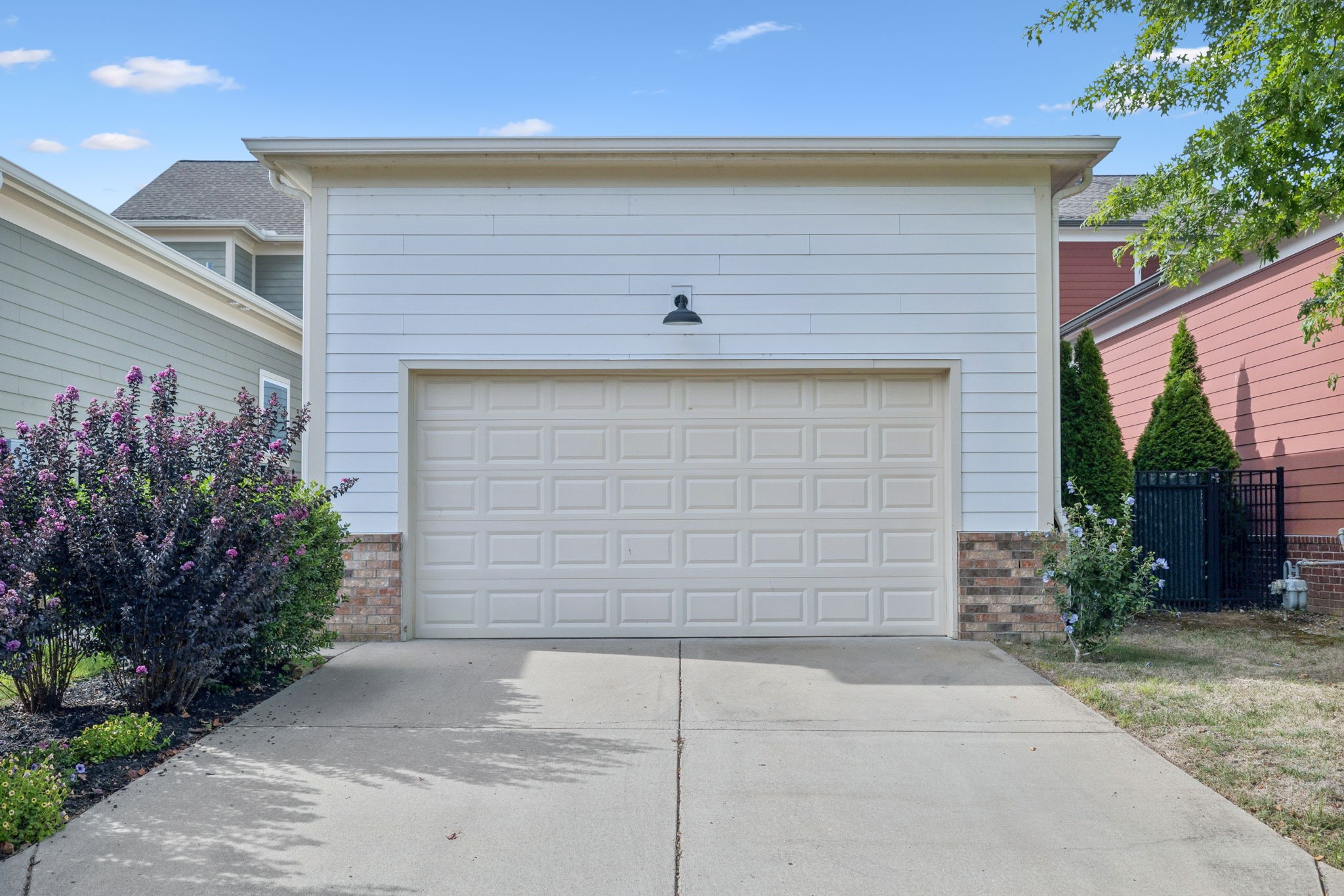 1340 Porter St