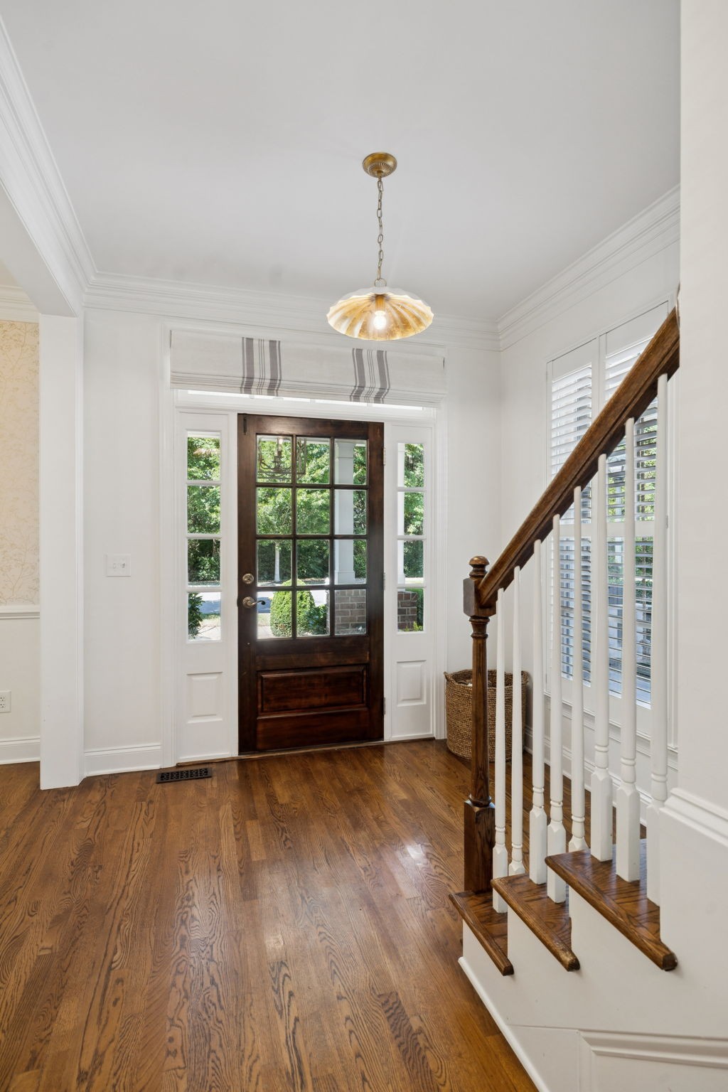 1302 Jewell Ave