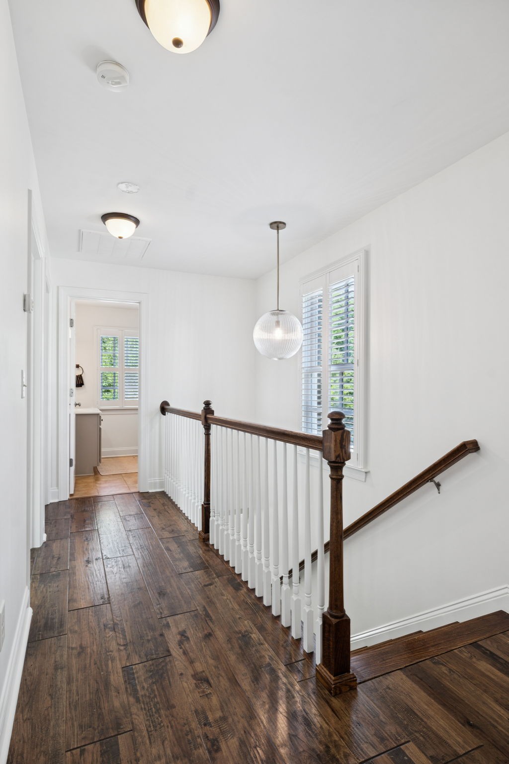 1302 Jewell Ave