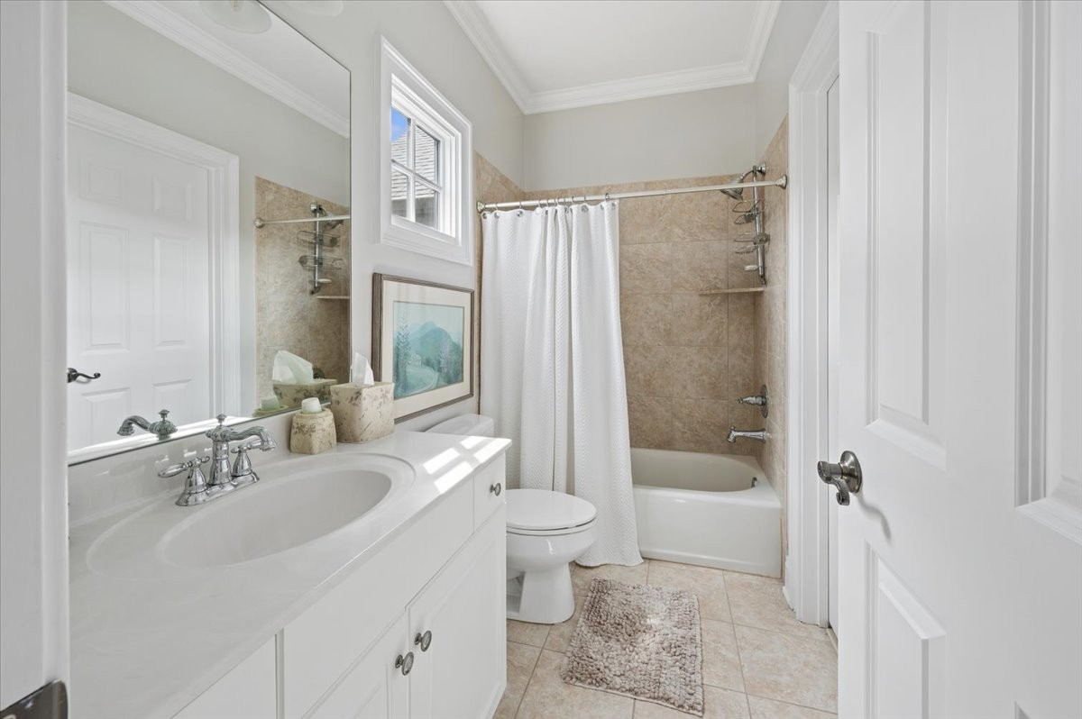 1627 Championship Blvd