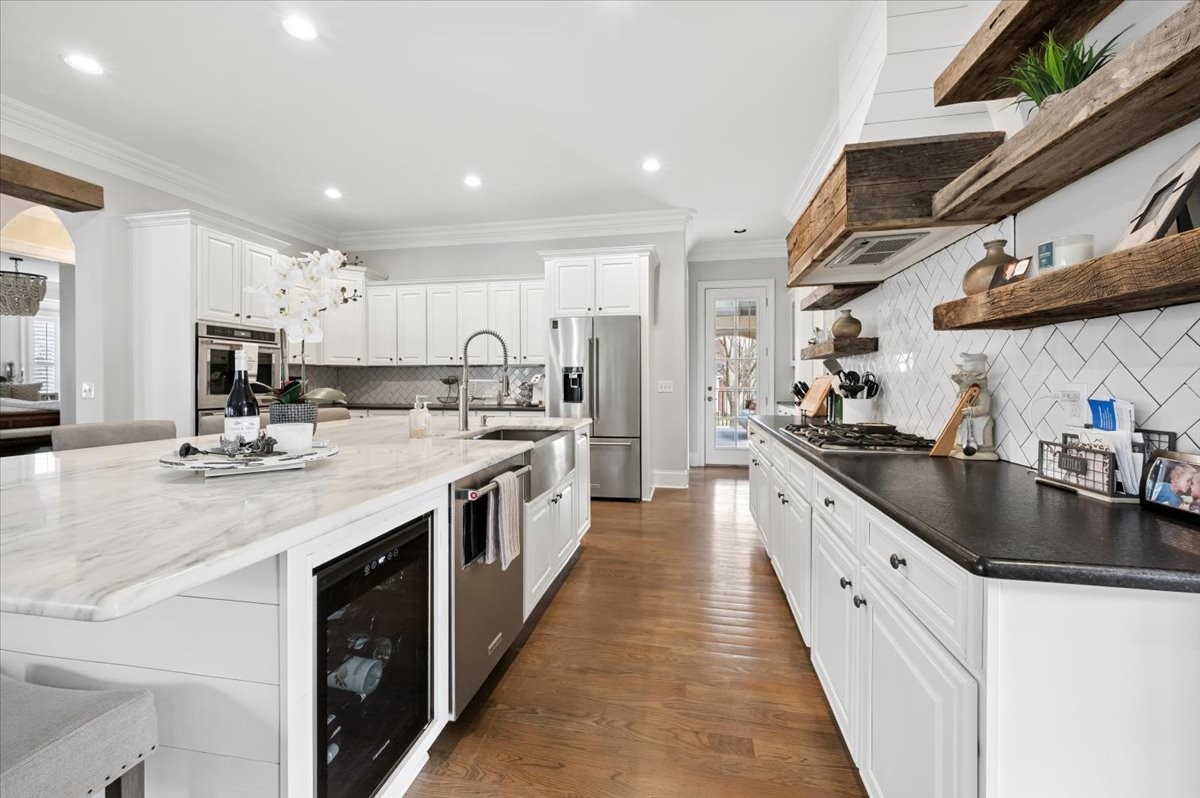 1627 Championship Blvd