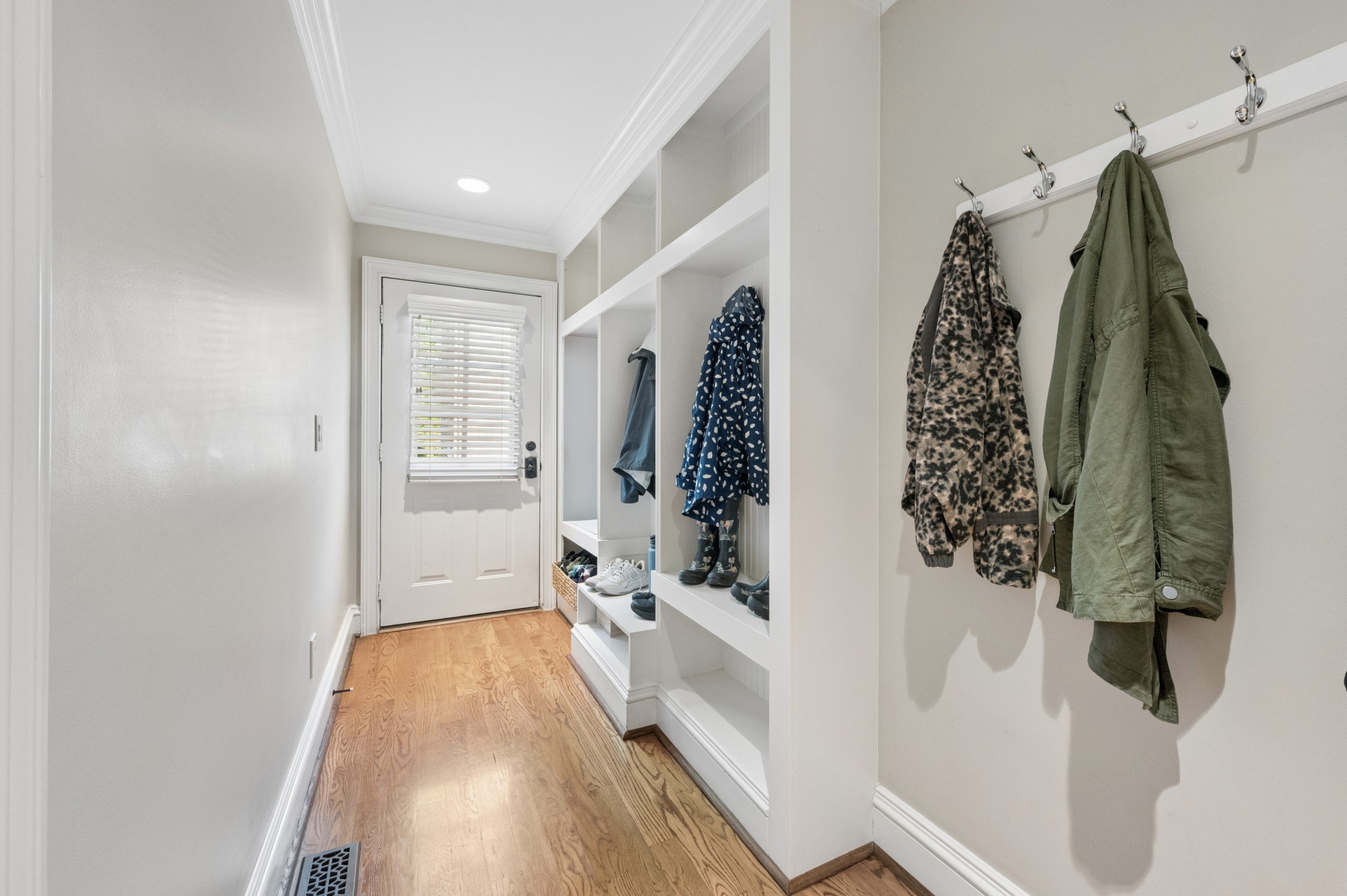 107 Sturbridge Dr