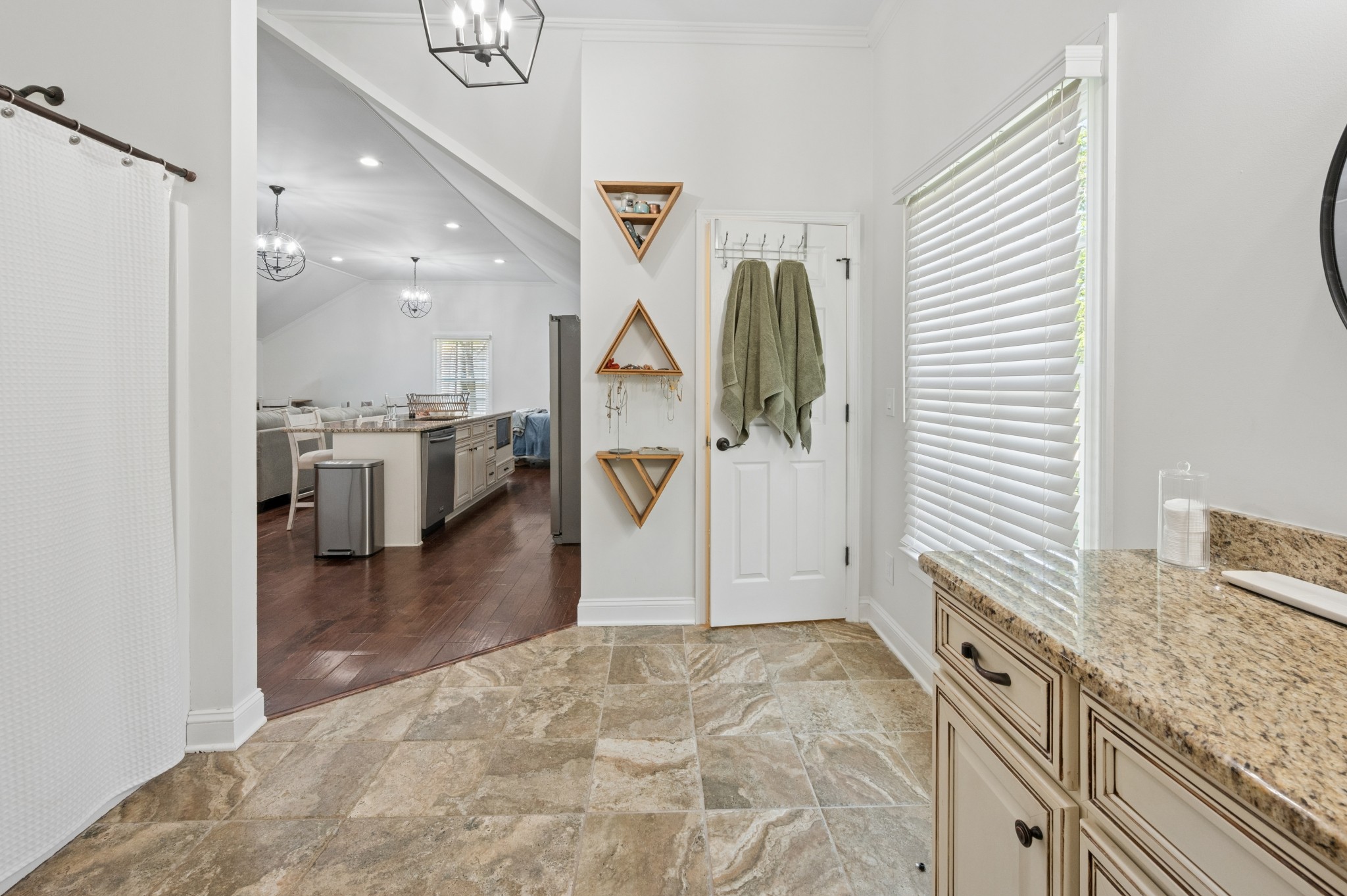 107 Sturbridge Dr
