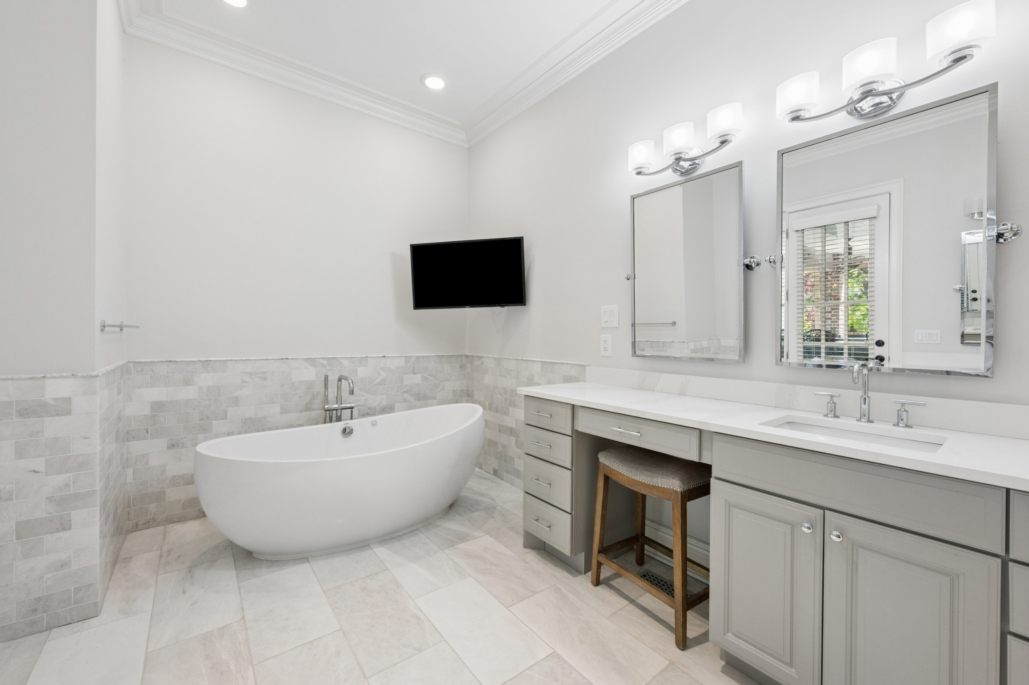 107 Sturbridge Dr