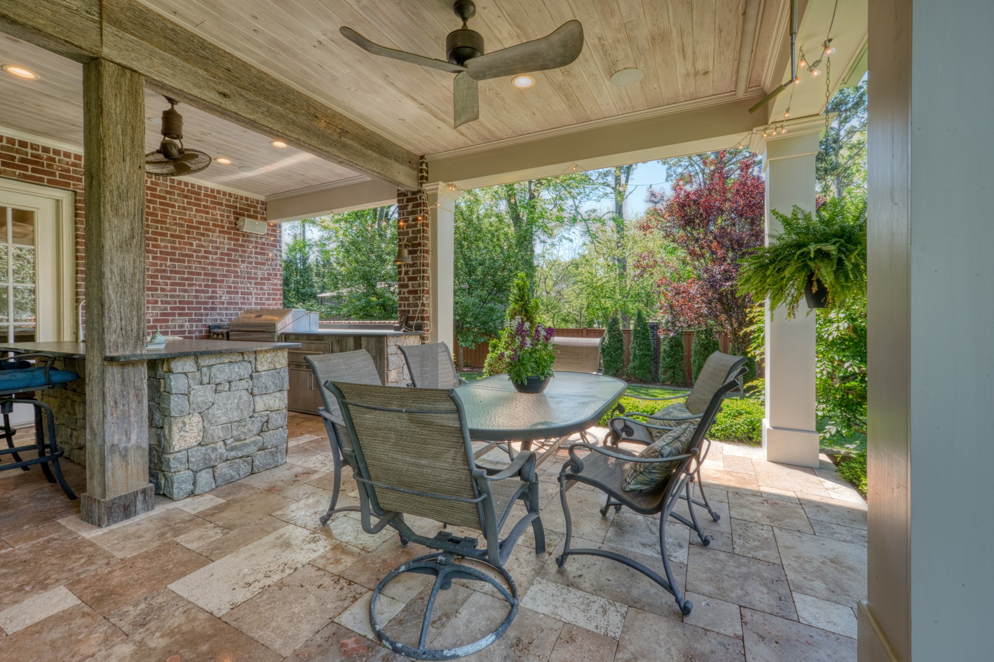 107 Sturbridge Dr