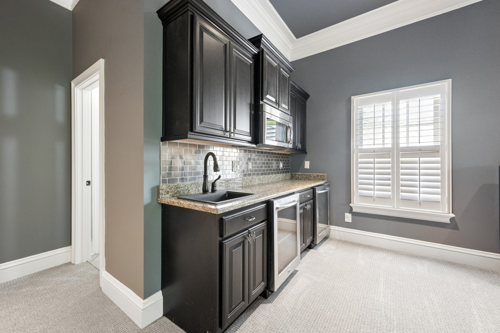107 Sturbridge Dr