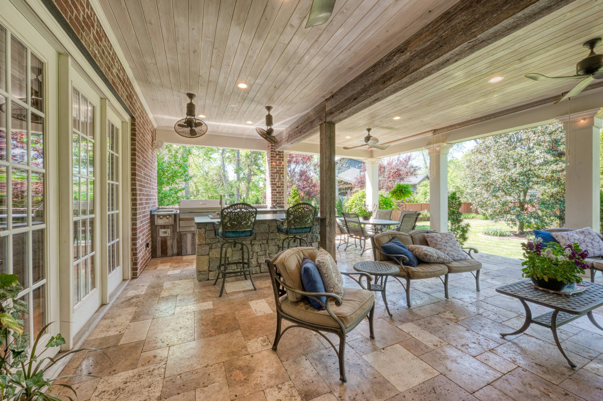 107 Sturbridge Dr