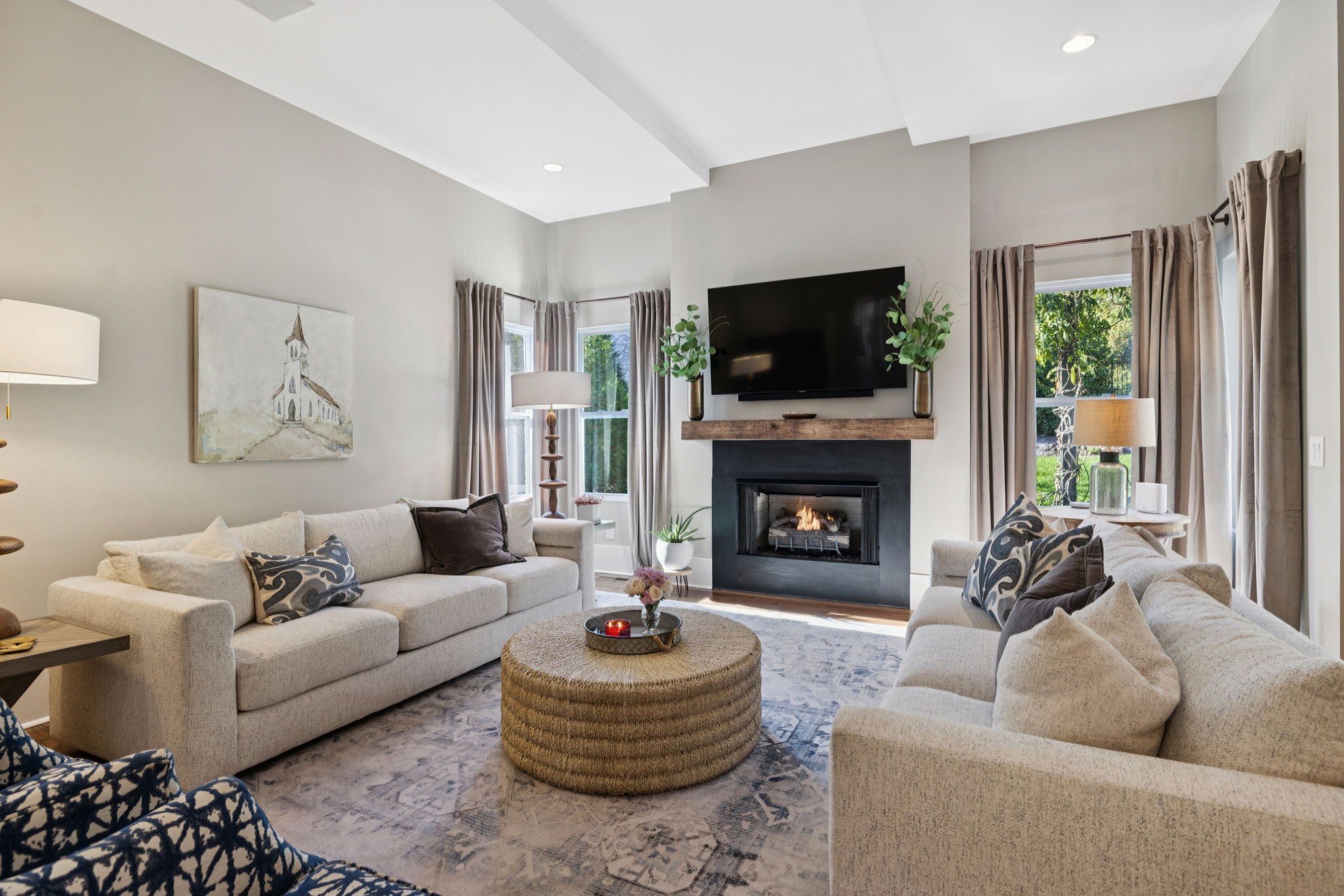 2420 Los Olivos Ct