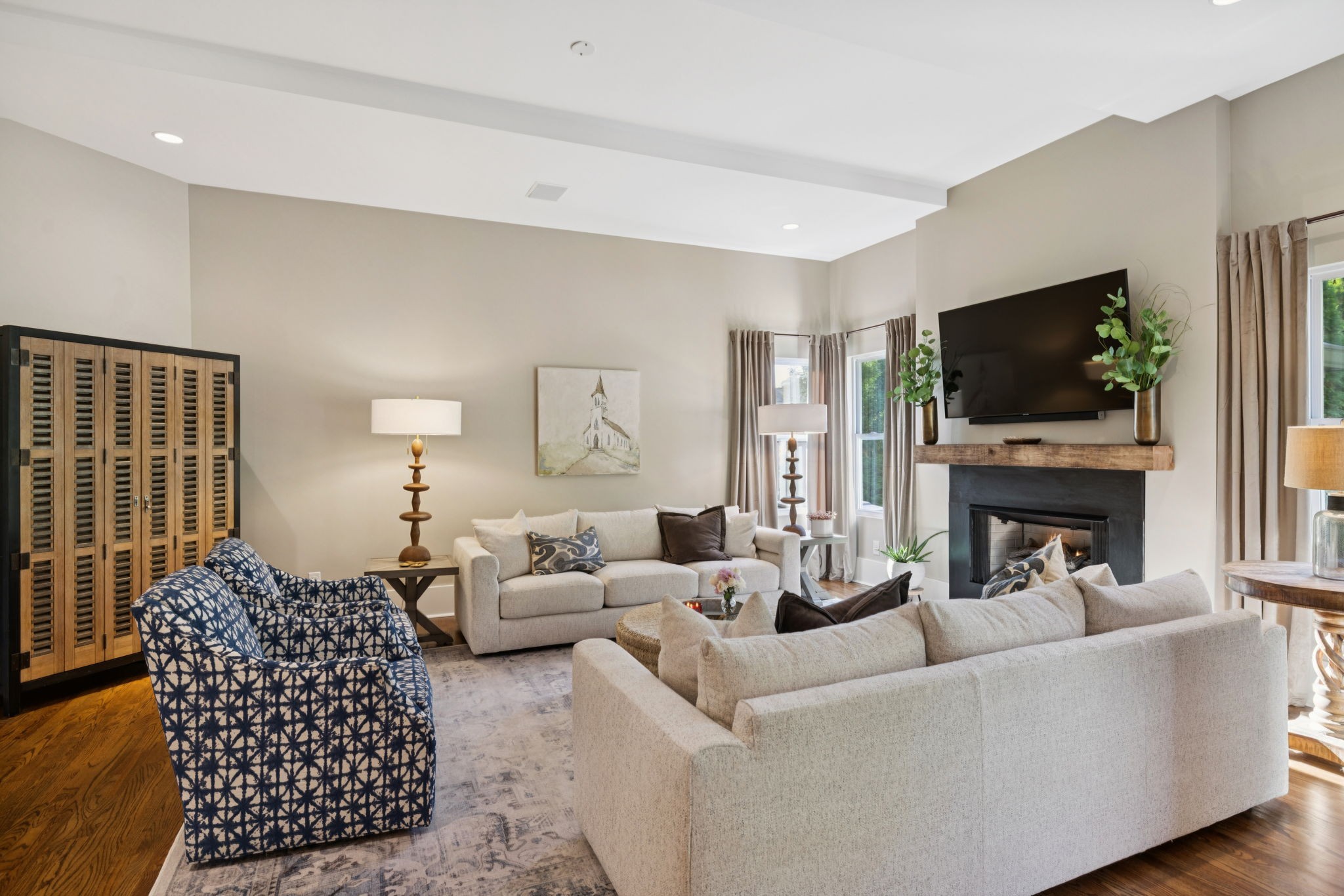 2420 Los Olivos Ct