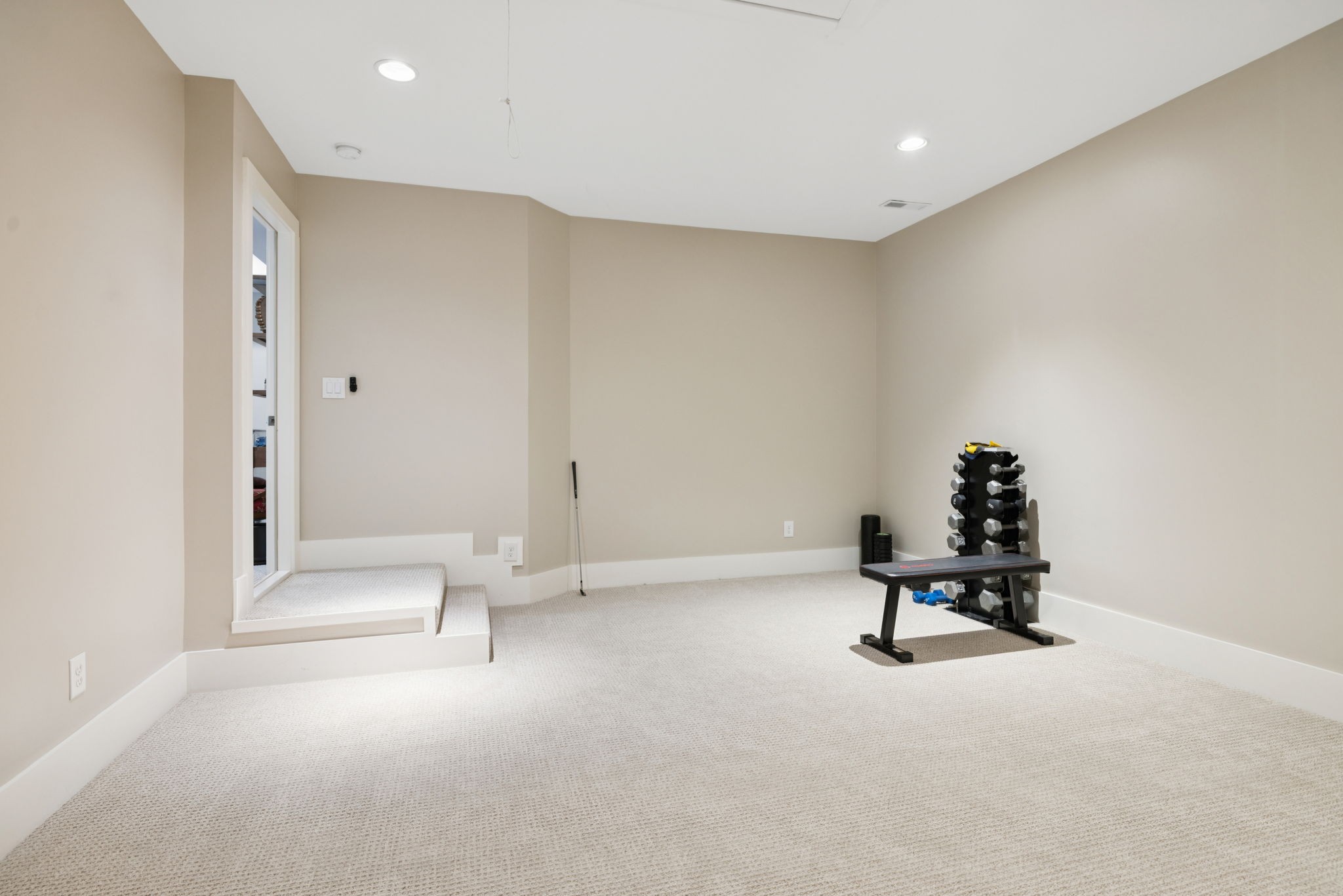 2420 Los Olivos Ct
