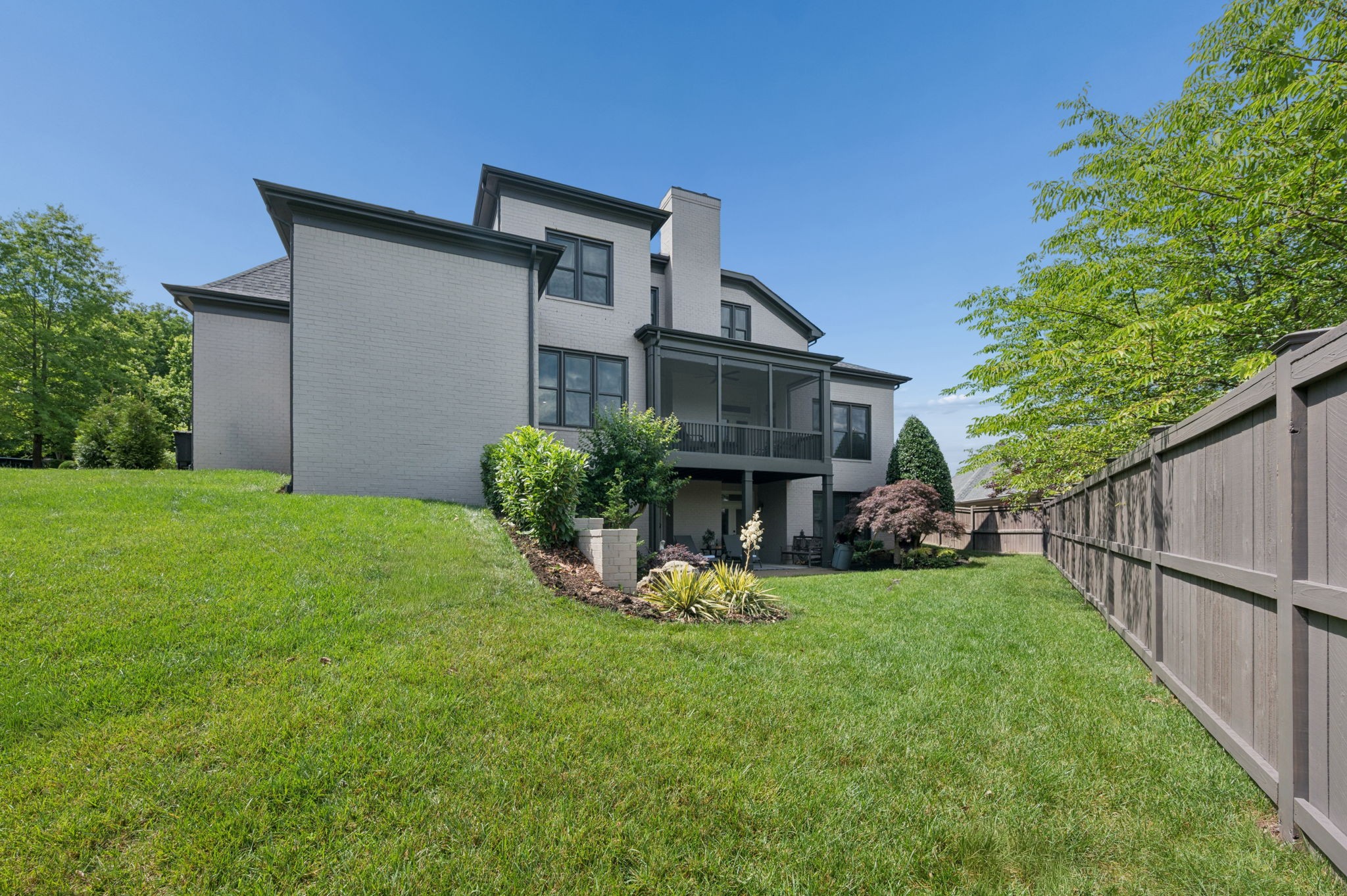 318 Morning Mist Ln