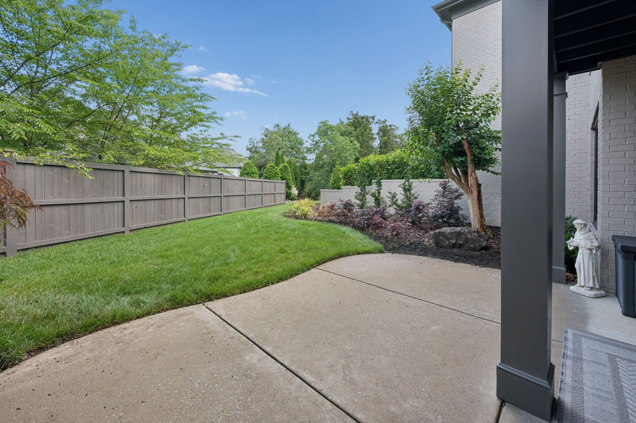 318 Morning Mist Ln