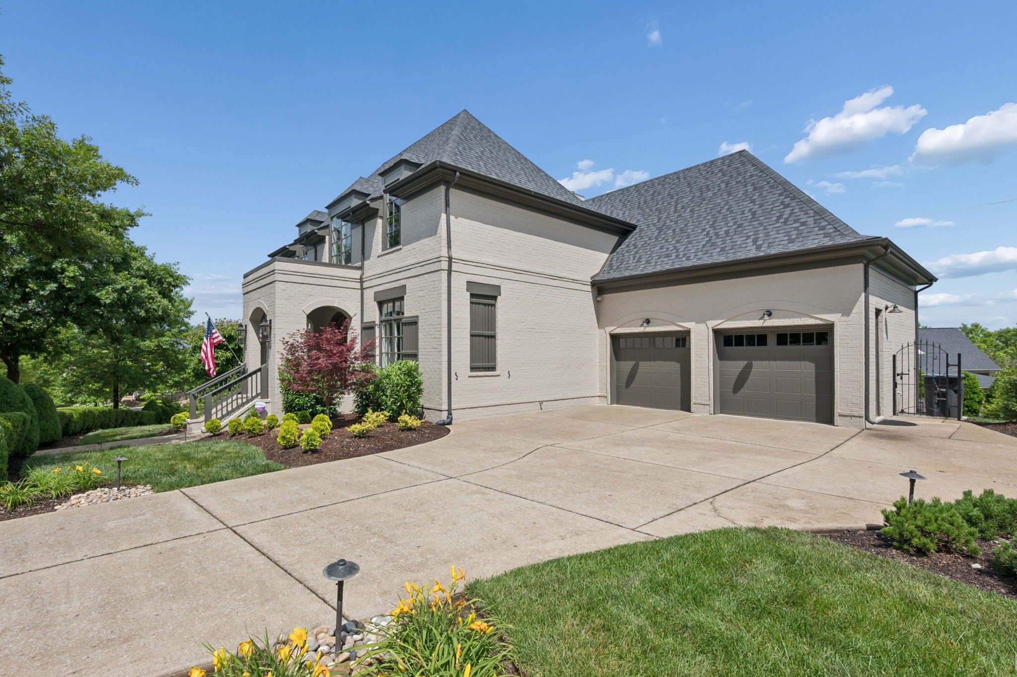 318 Morning Mist Ln