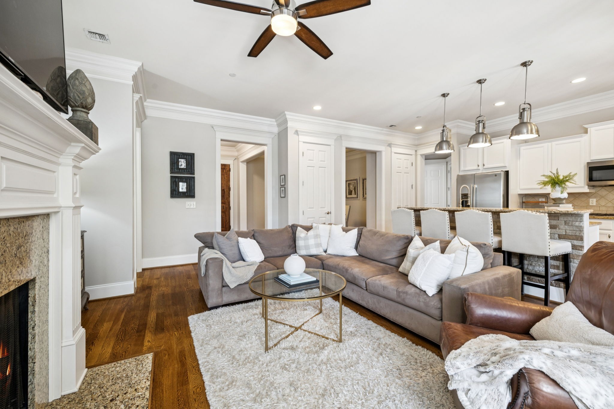 1015 Westhaven Blvd Unit: 210