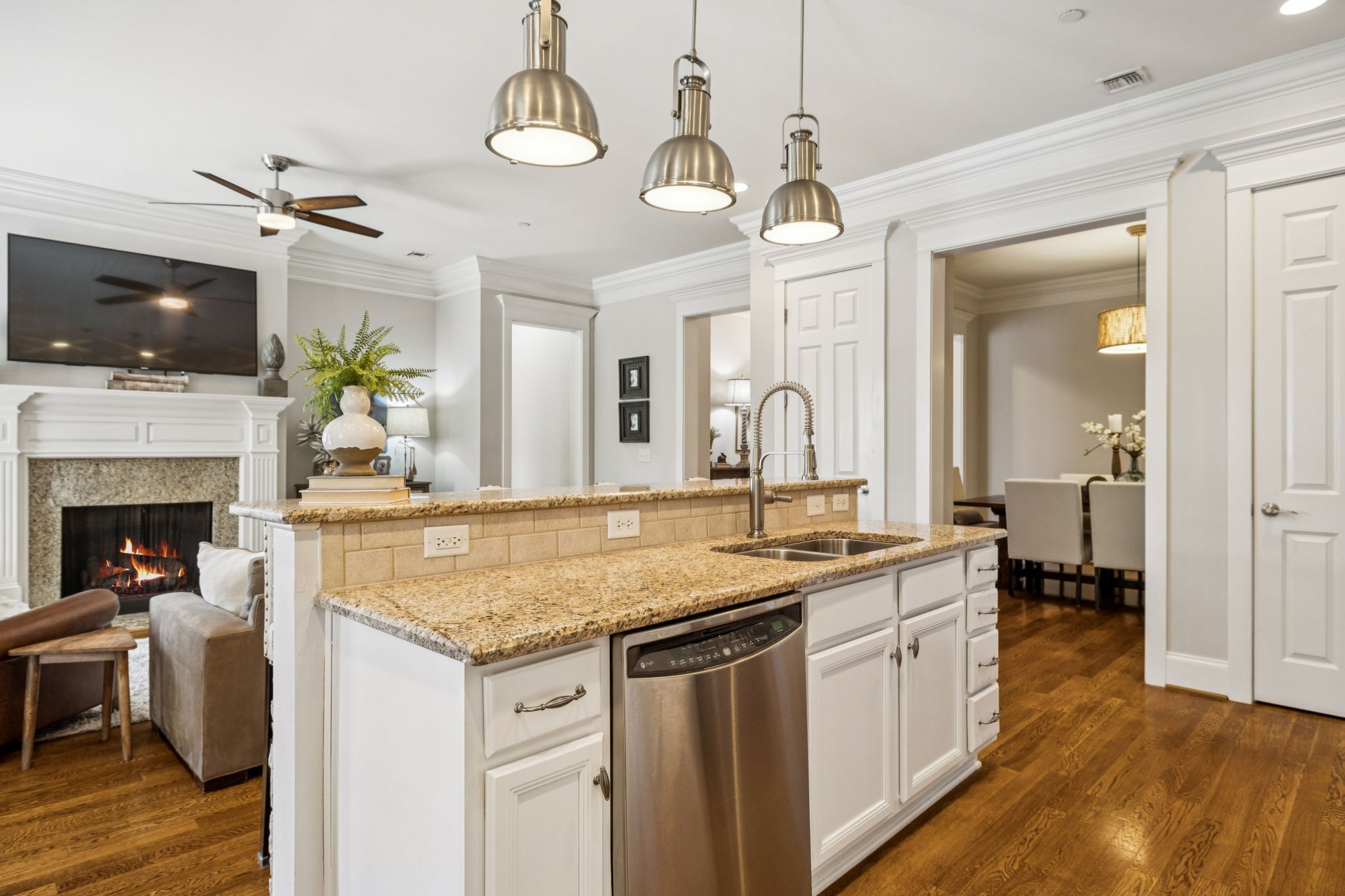 1015 Westhaven Blvd Unit: 210