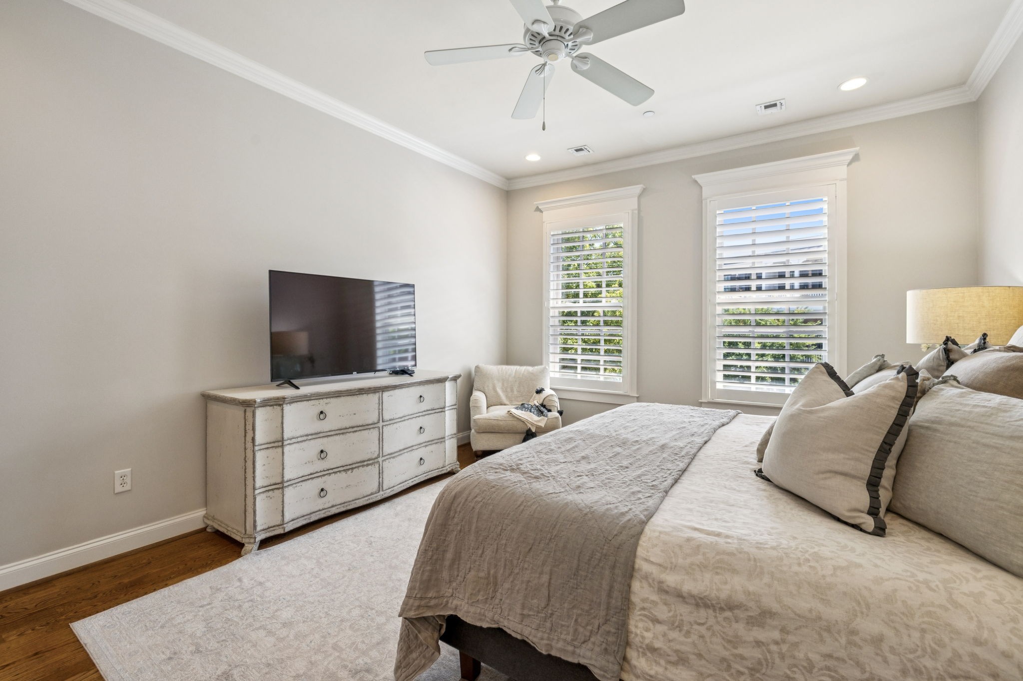 1015 Westhaven Blvd Unit: 210