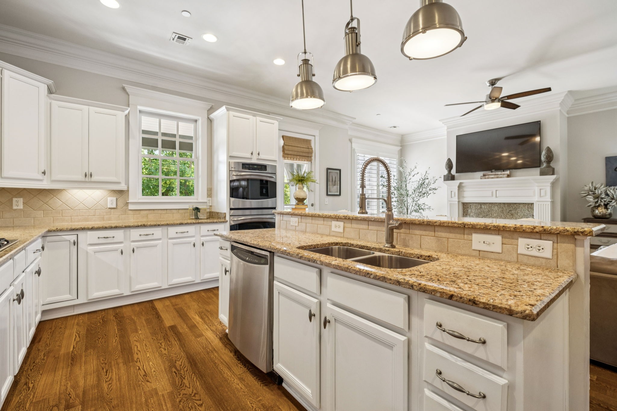 1015 Westhaven Blvd Unit: 210