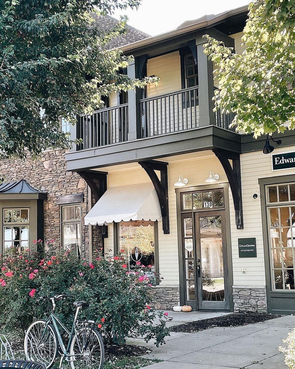 1015 Westhaven Blvd Unit: 210