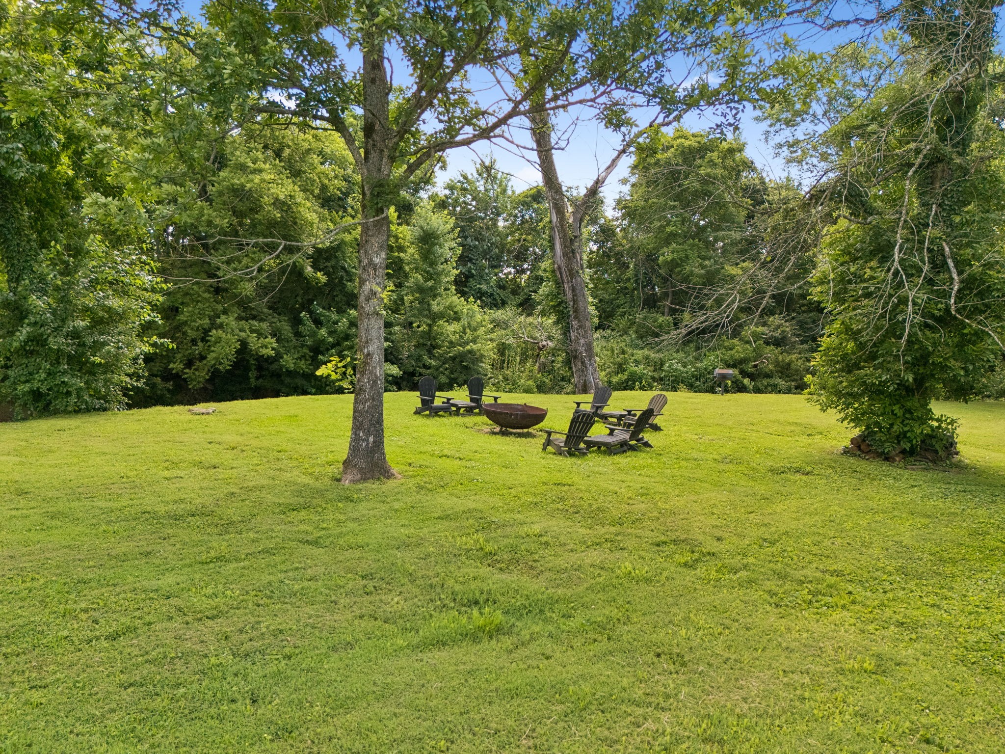 3216 Baker Ln