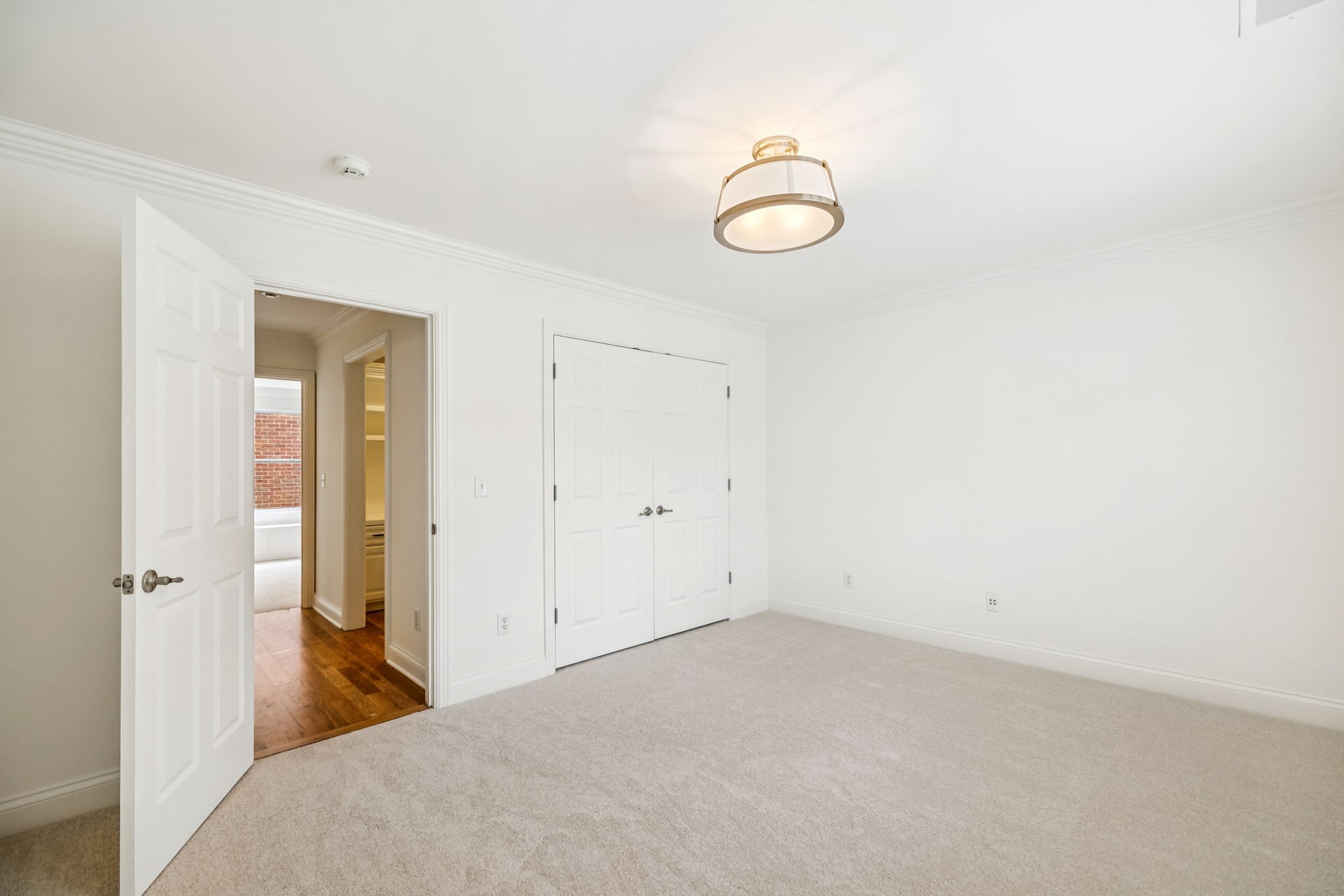 321 Starling Ln