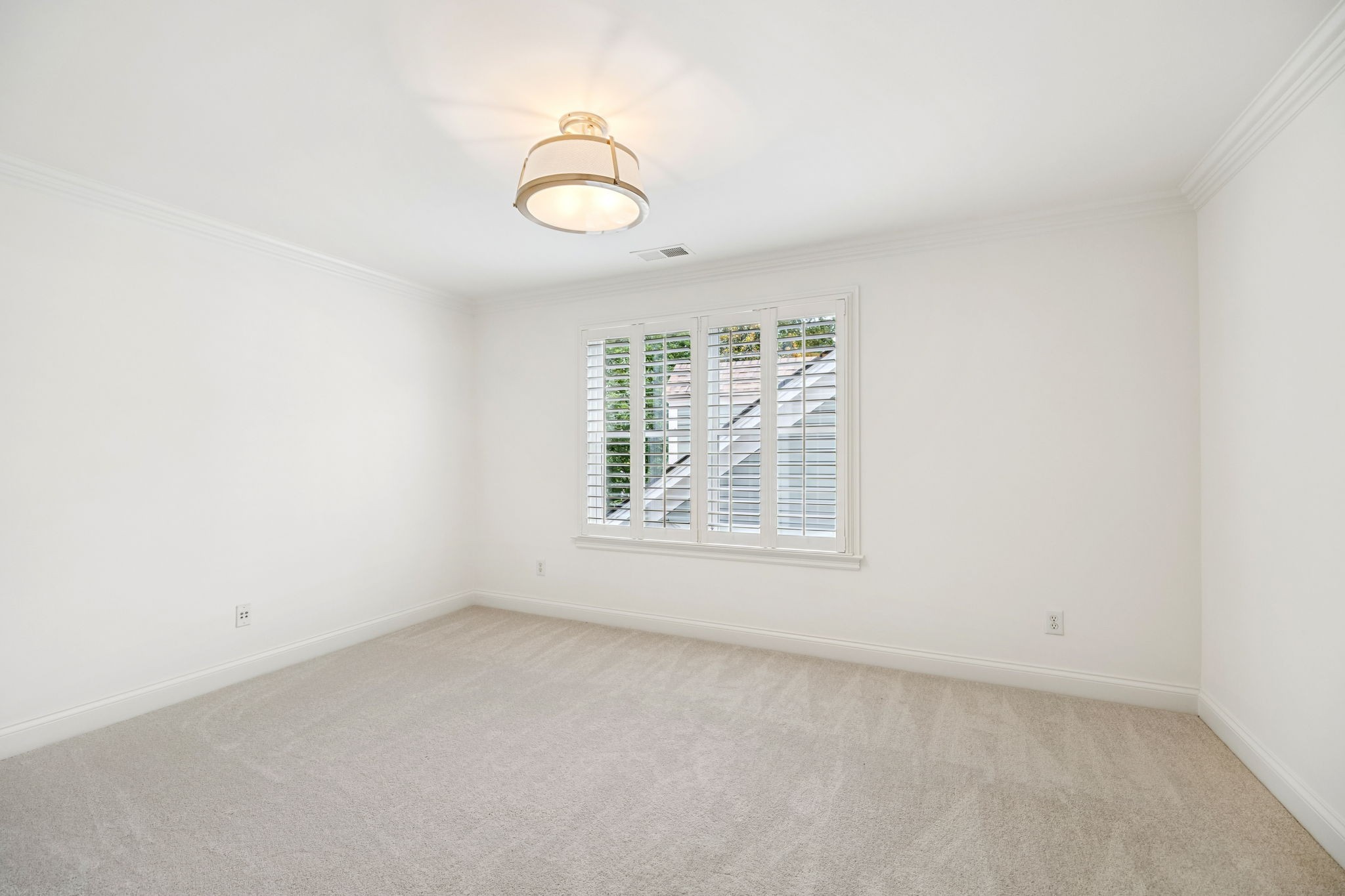 321 Starling Ln