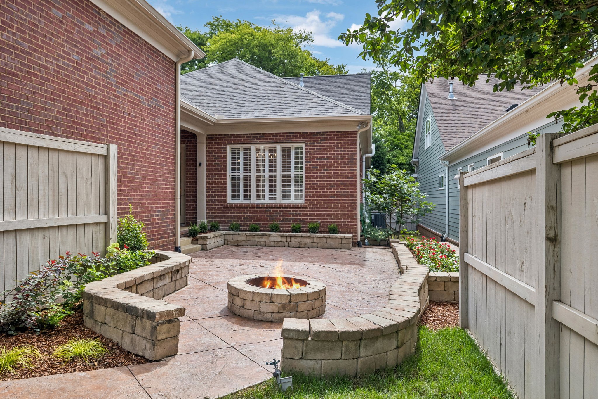 321 Starling Ln