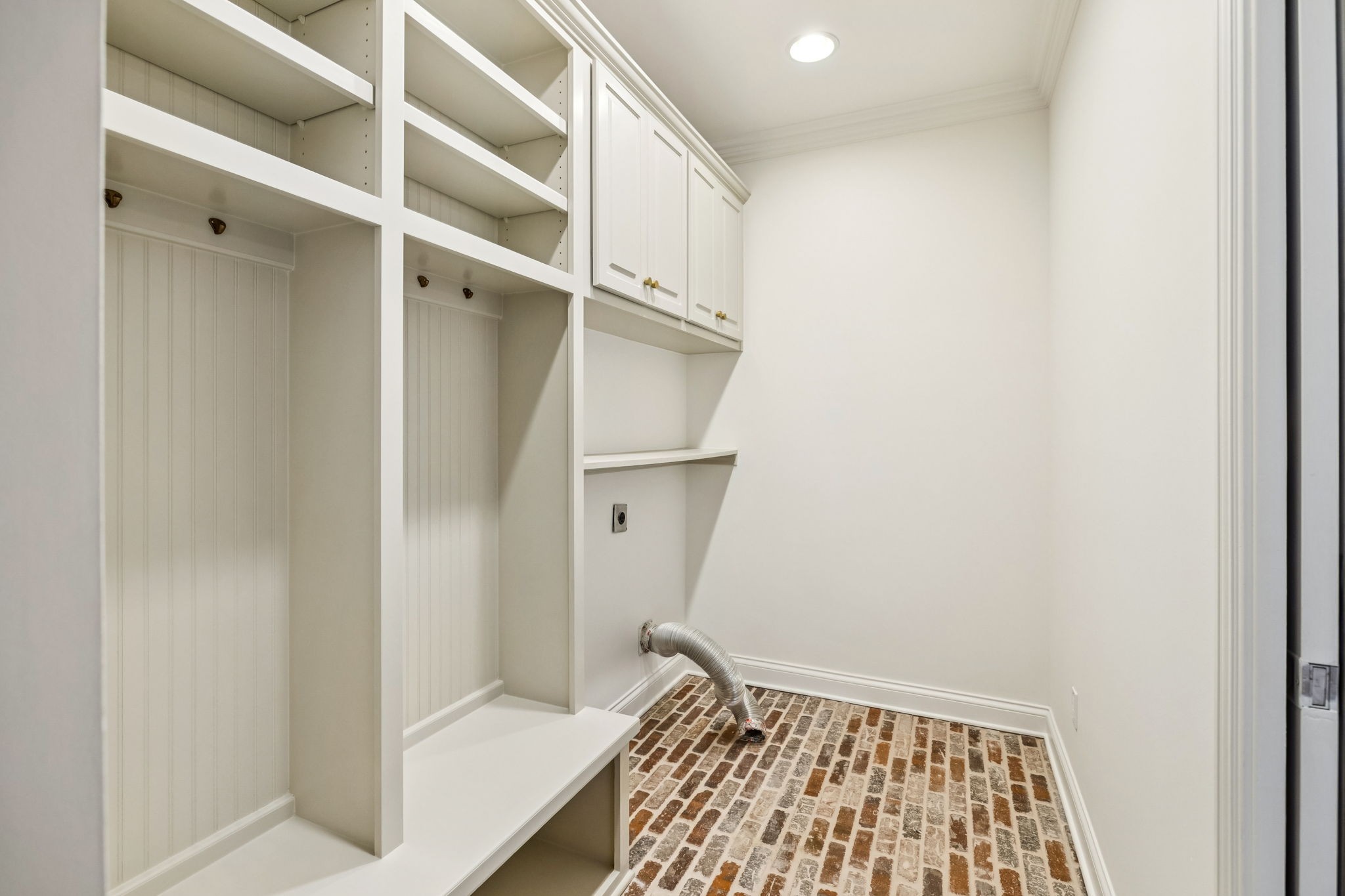 321 Starling Ln